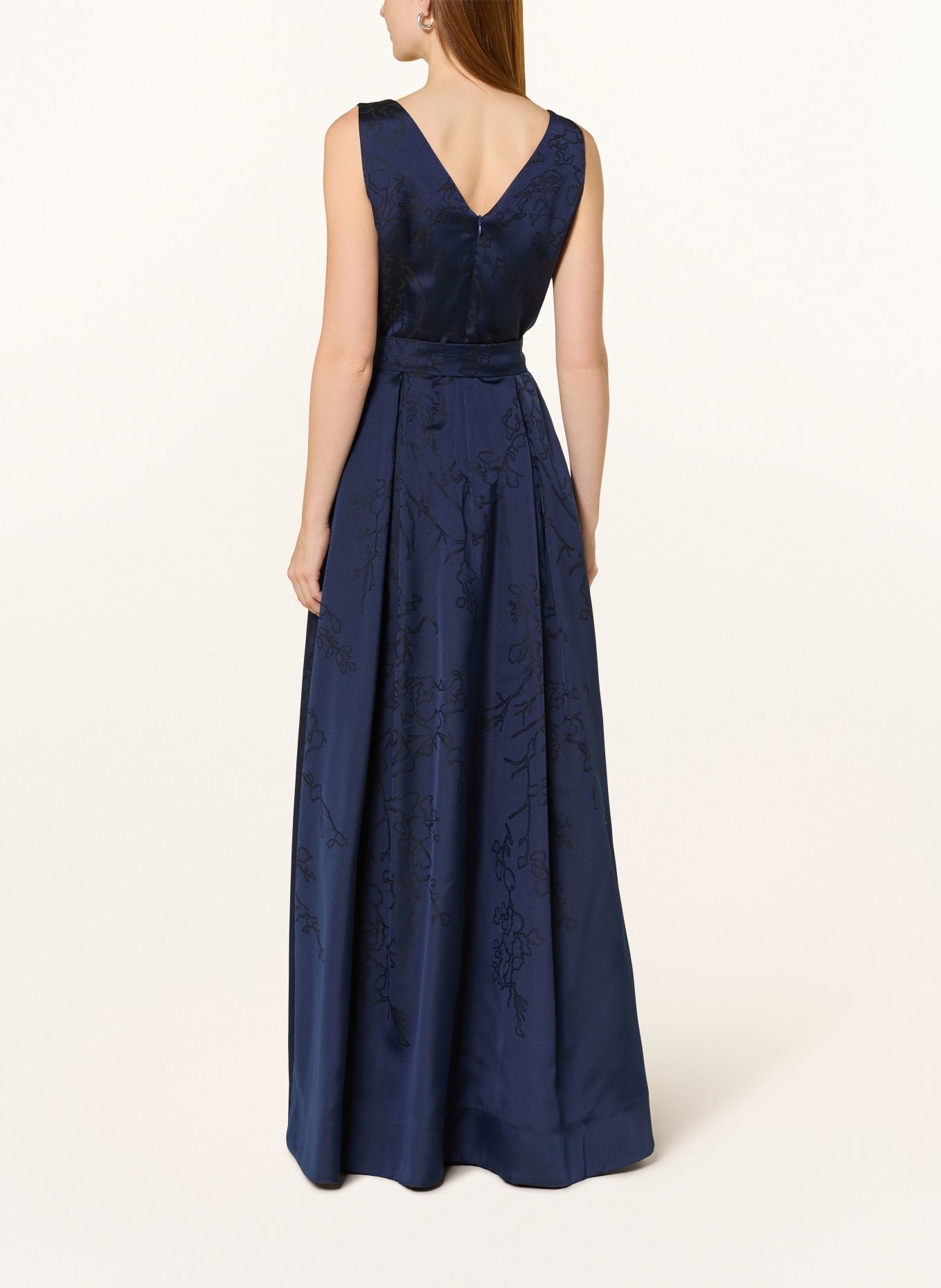 Vera Mont Robe de soirée en jacquard: BLEU FONCÉ