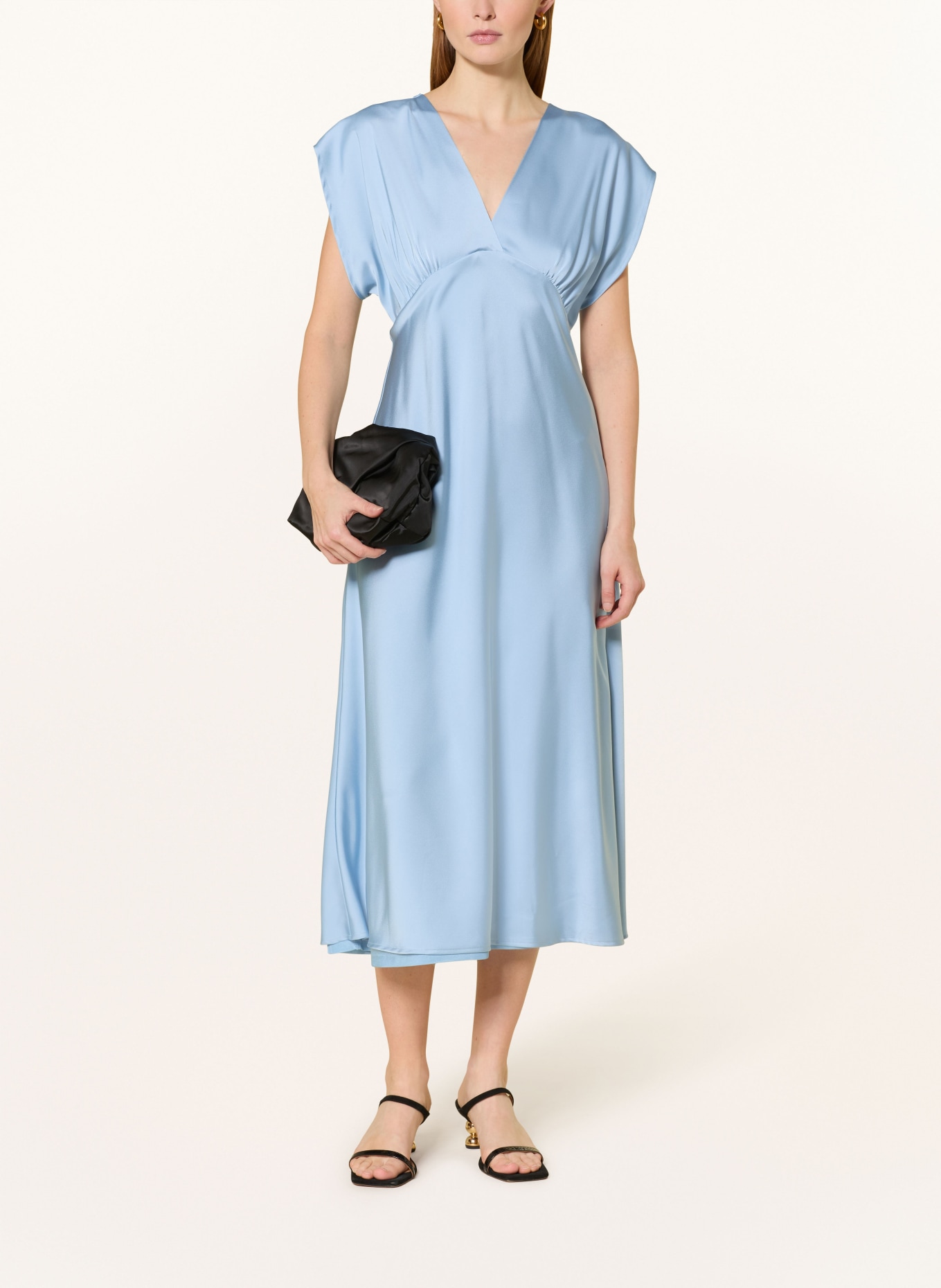 V by Vera Mont saténové šaty: TMAVĚ MODRÁ