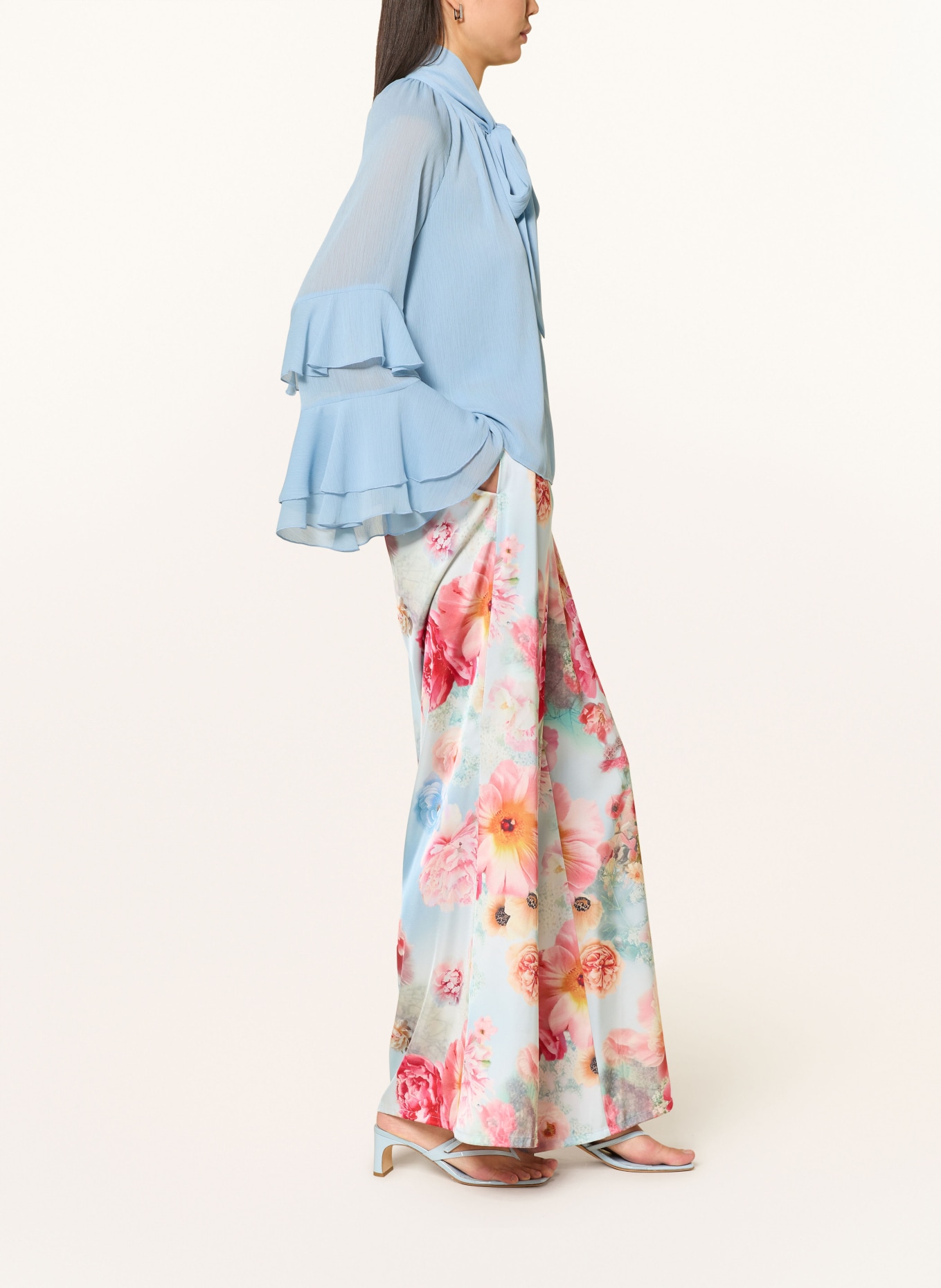 V by Vera Mont Marlenehose aus Satin: HELLBLAU / ROT / GELB