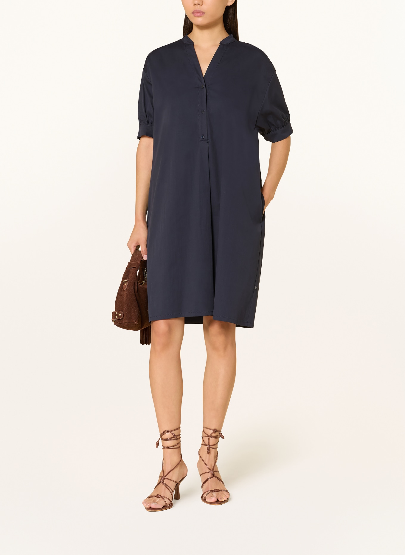 ROBE LÉGÈRE Kleid: SCHWARZ