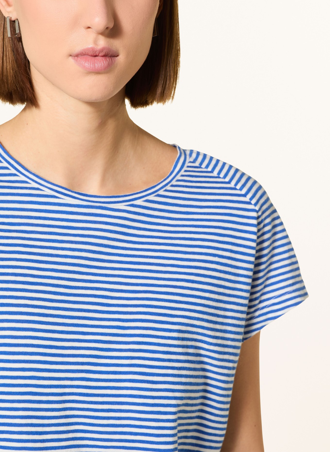 ARMEDANGELS tričko: MODRÁ / BÍLÁ