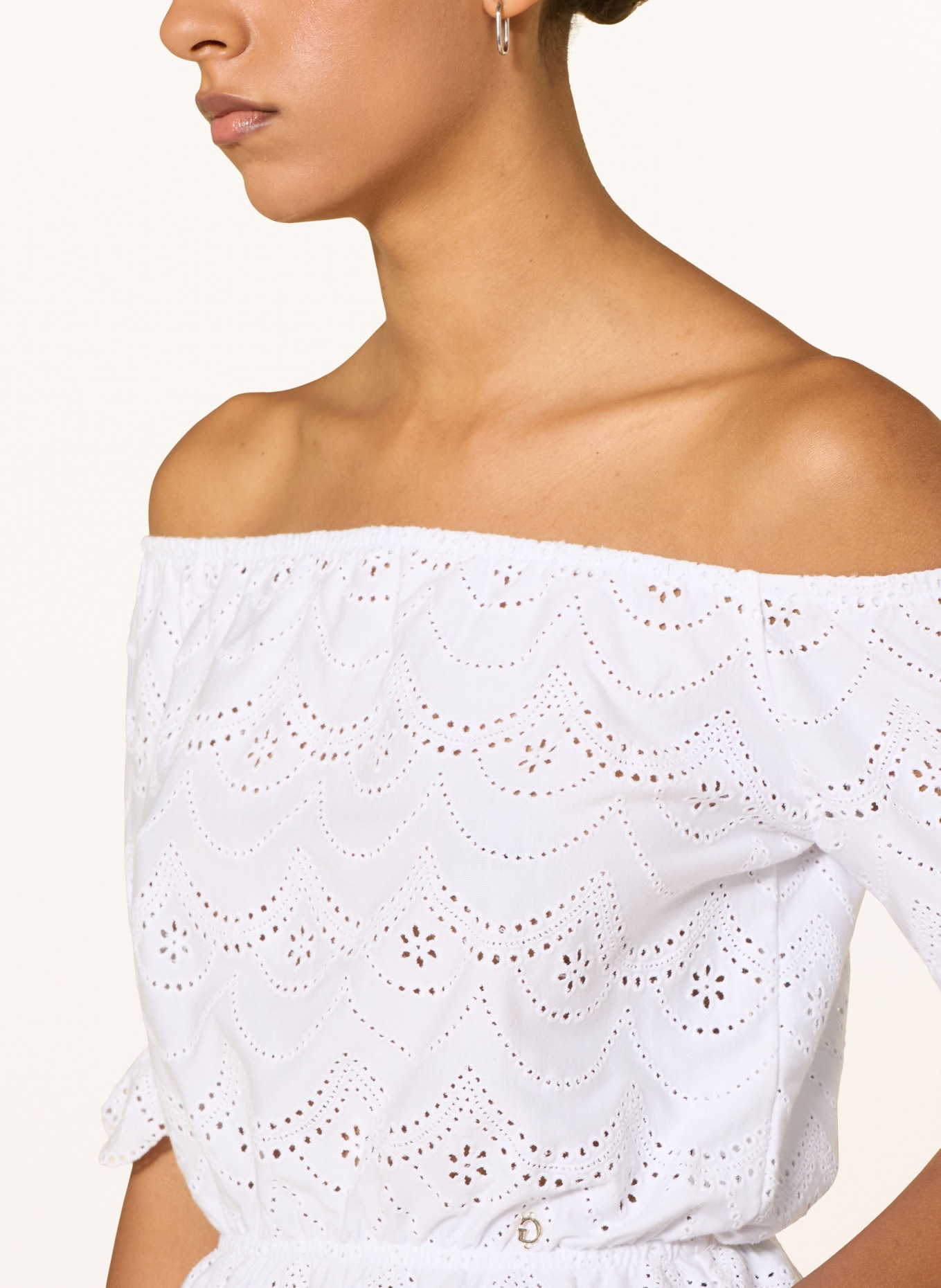 GUESS Off-shoulder blouse made of eyelet lace: CREAM