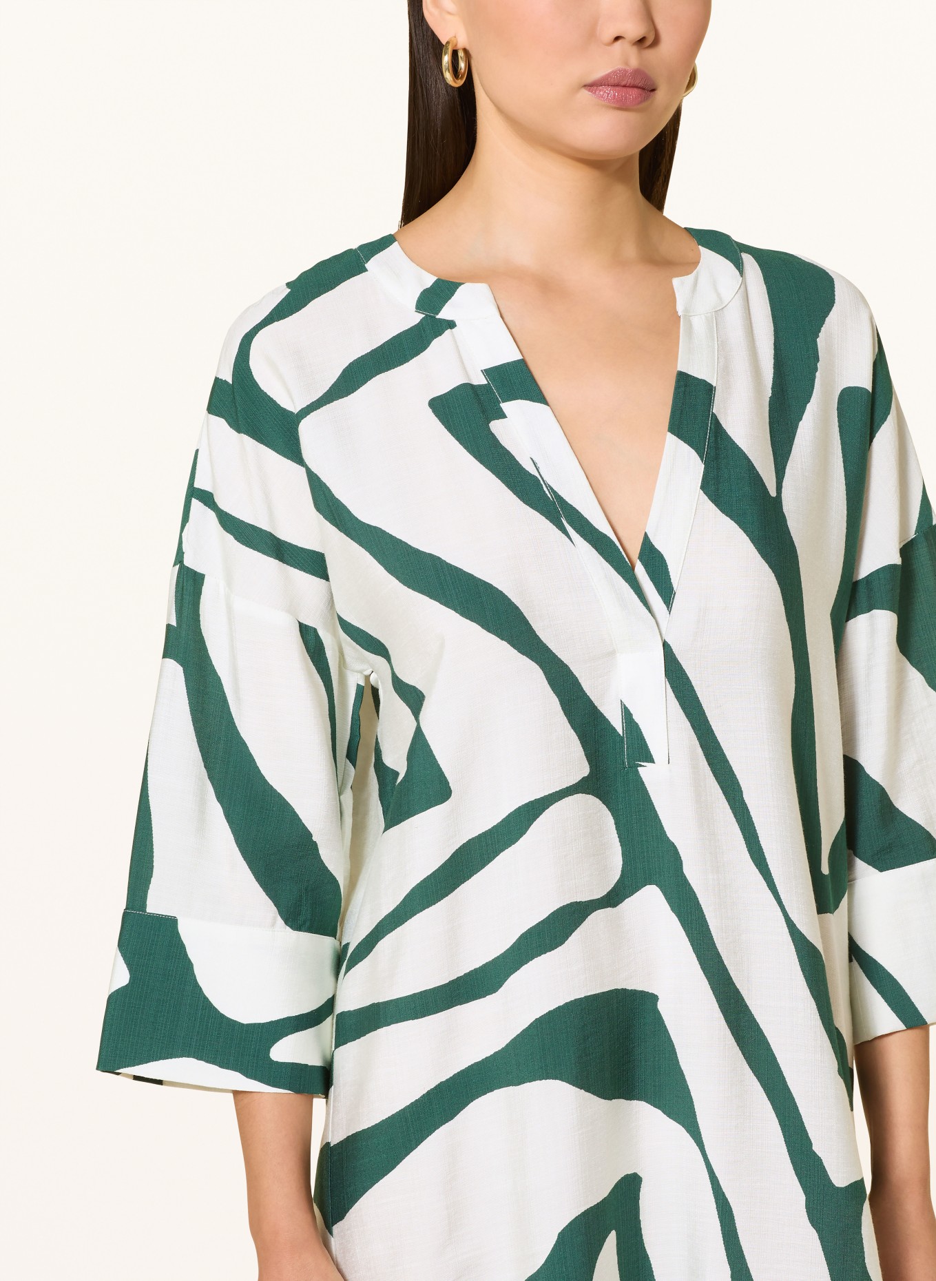 MARYAN MEHLHORN SILHOUET beach dress with 3/4 sleeves: WHITE / DARK GREEN