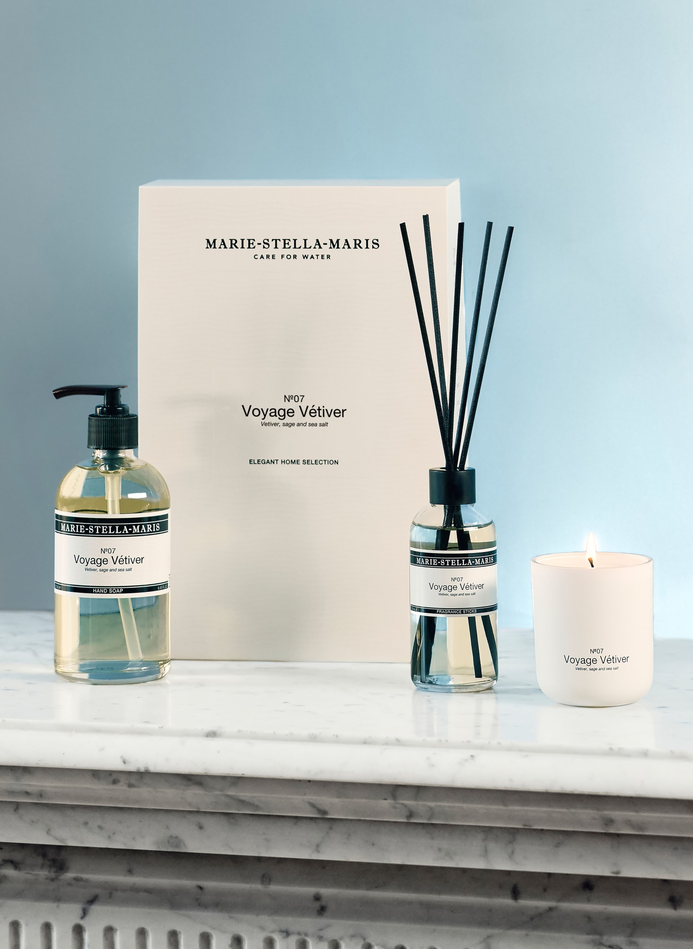 MARIE-STELLA-MARIS Set VOYAGE VÉTIVER: Raumduft, Duftkerze und Handseife: WEISS / SCHWARZ