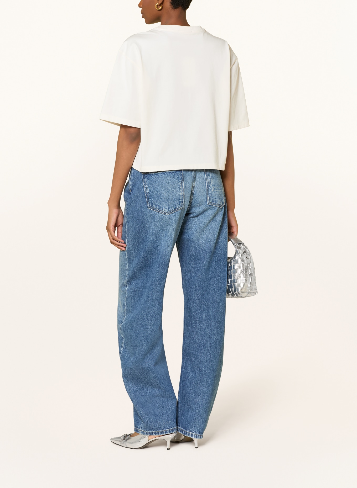 FABIENNE CHAPOT Koszulka BENJA z ozdobnymi perełkami: BIAŁY / NIEBIESKI