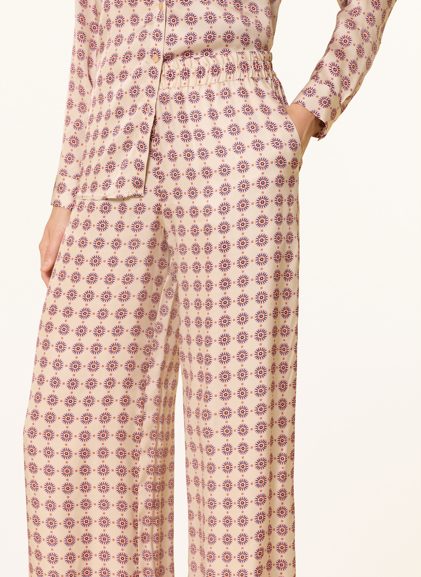 MILANO ITALY Marlenehose aus Satin: 1113 nude print