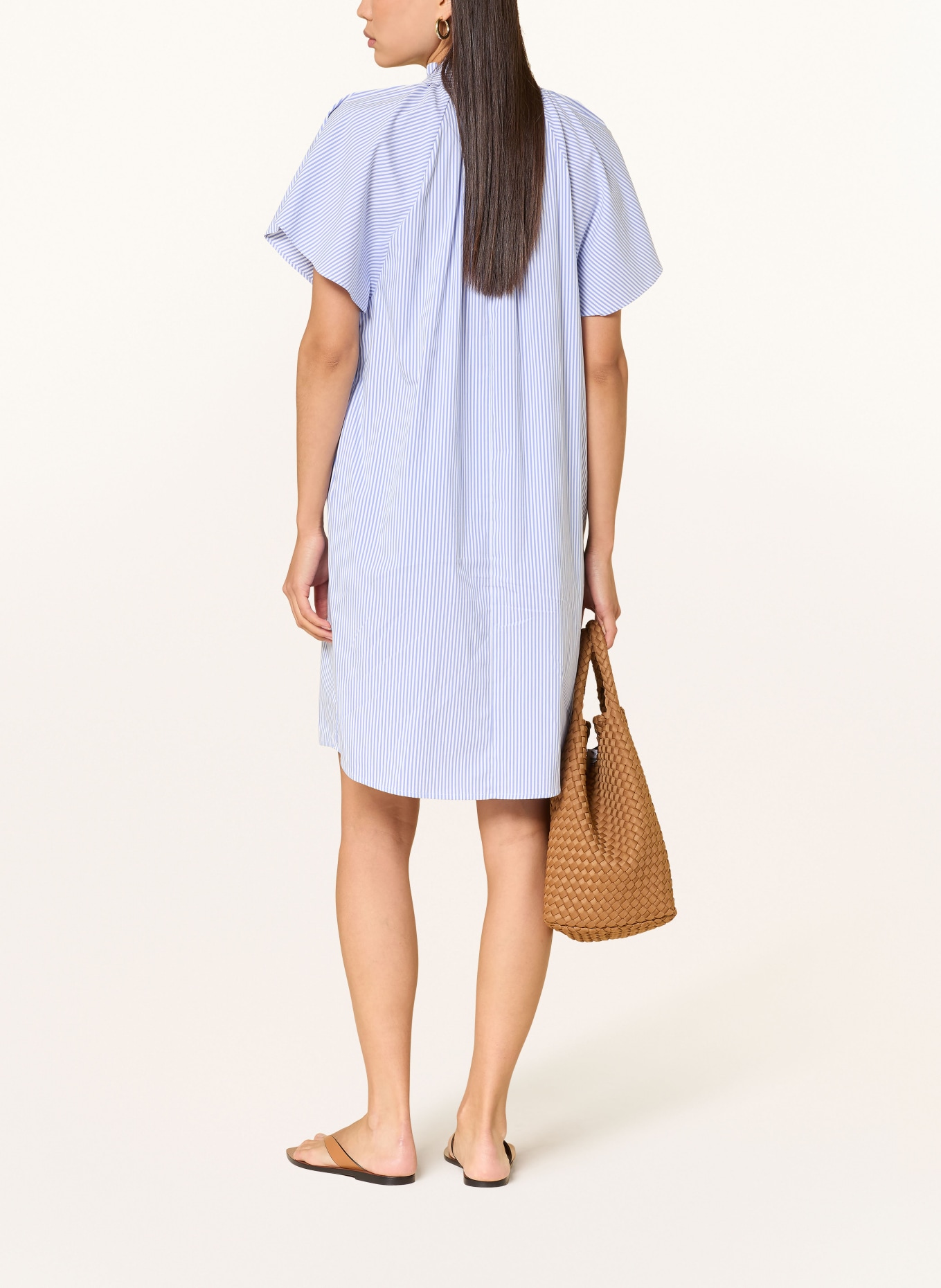 TONNO & PANNA šaty: TMAVĚ MODRÁ / BÍLÁ