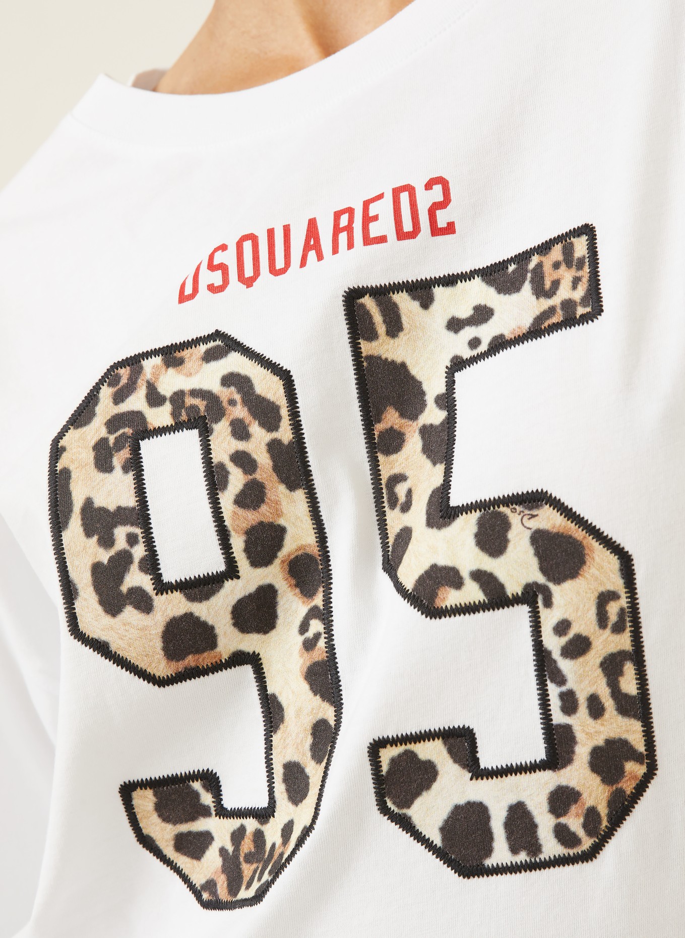 DSQUARED2 T-shirt: WIT / BRUIN / DONKERROOD