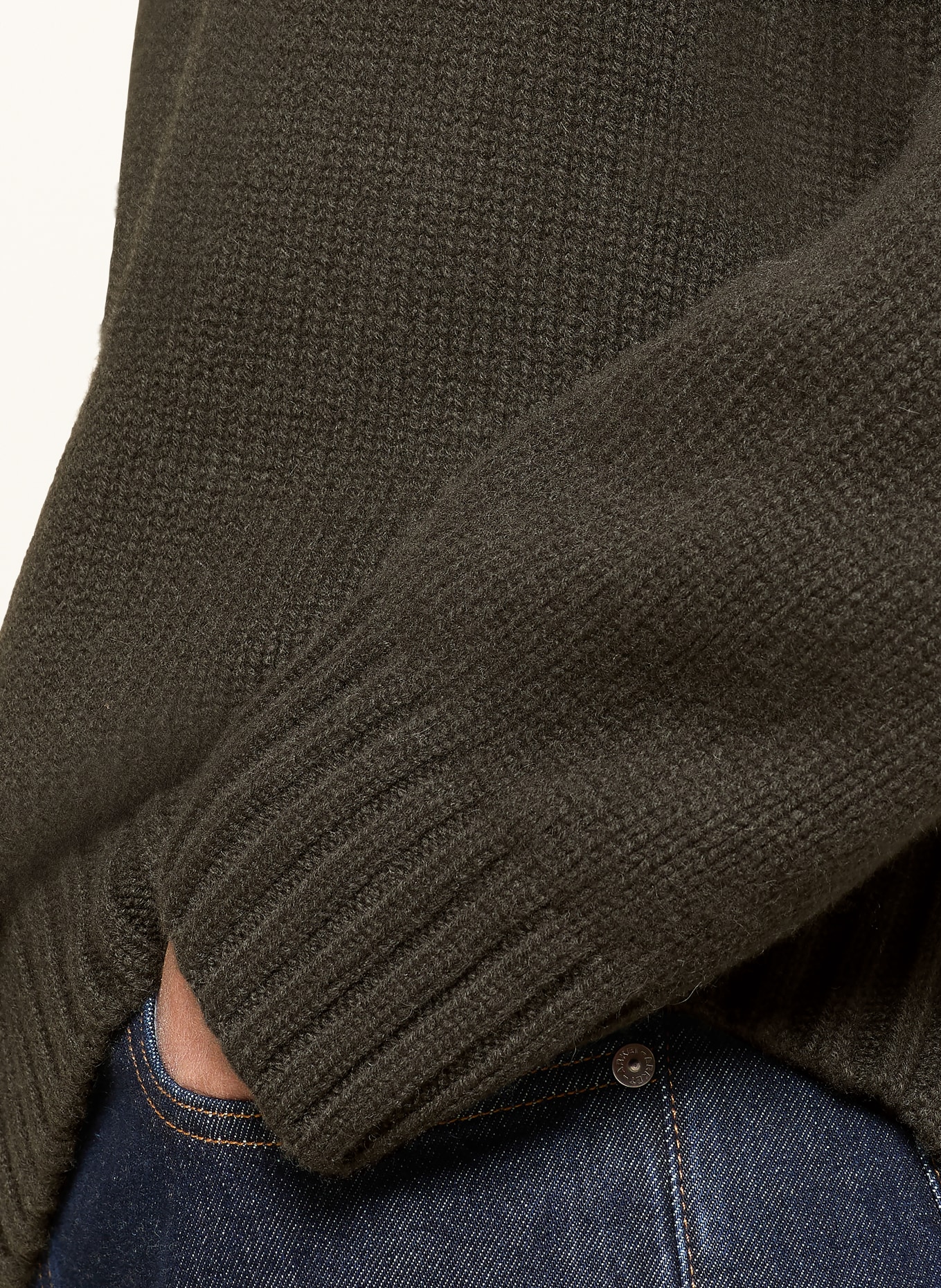 COS Cashmere turtleneck sweater: DARK GREEN