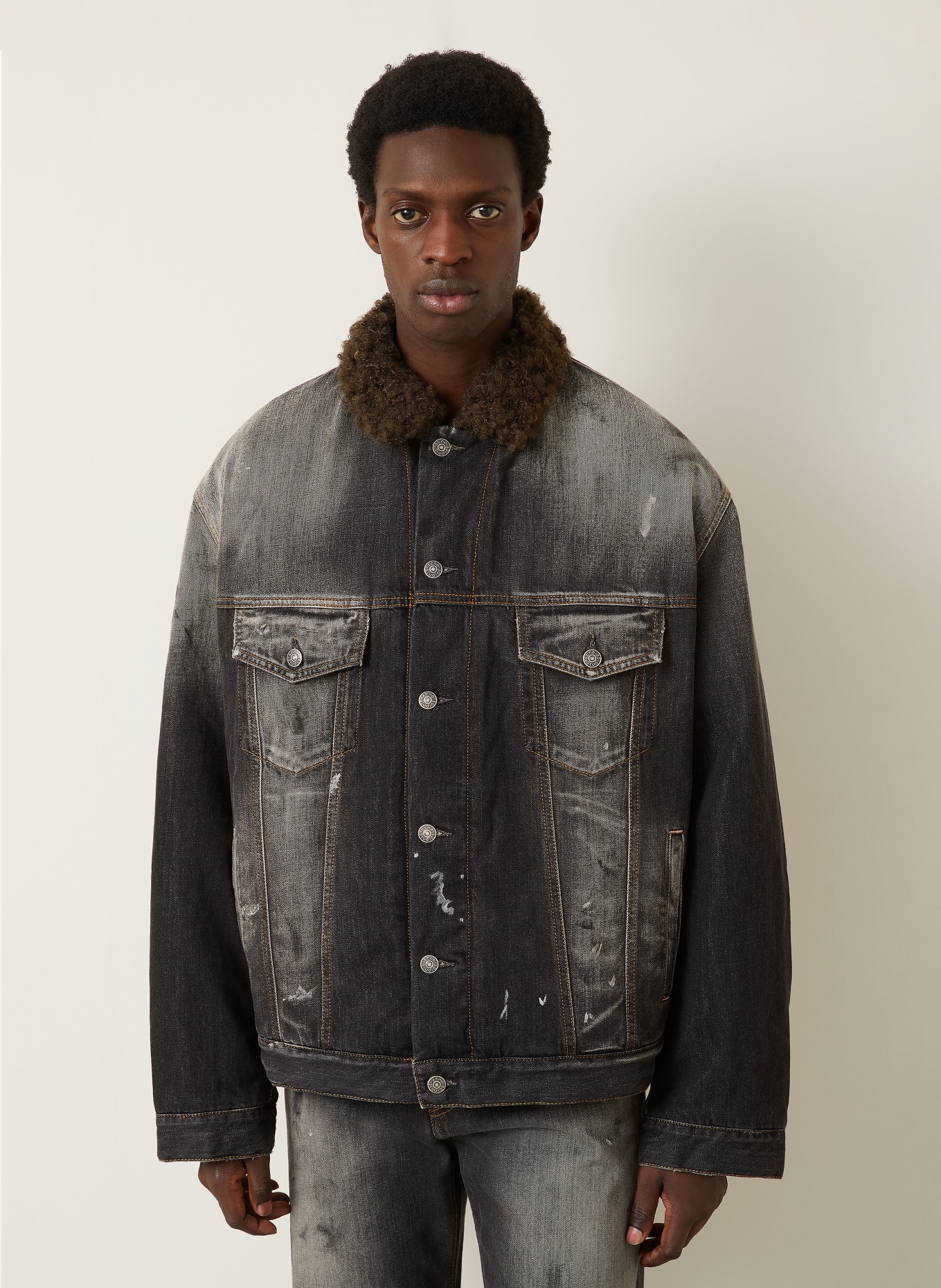 Acne Studios Denim jacket with faux fur: DARK GRAY / PINK / KHAKI