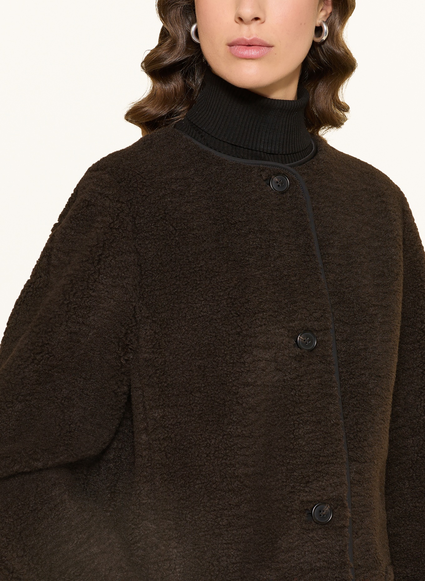 COS Teddyfell-Mantel: DUNKELBRAUN