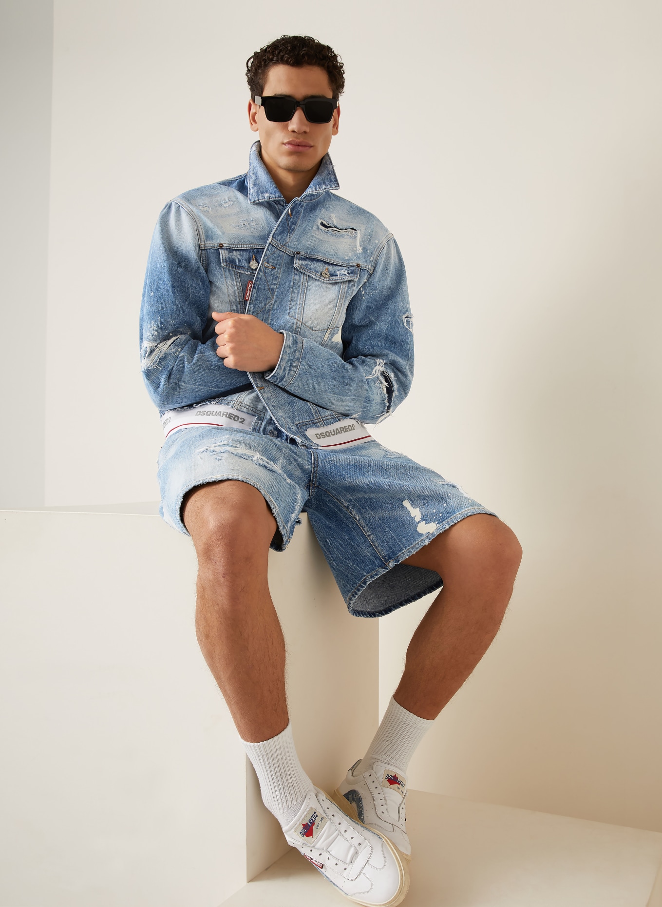 DSQUARED2 jeansshort: 470 NAVY BLUE