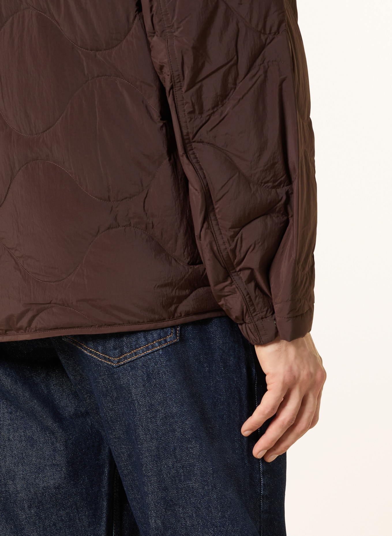 ARKET Lightweight-Daunenjacke: DUNKELBRAUN