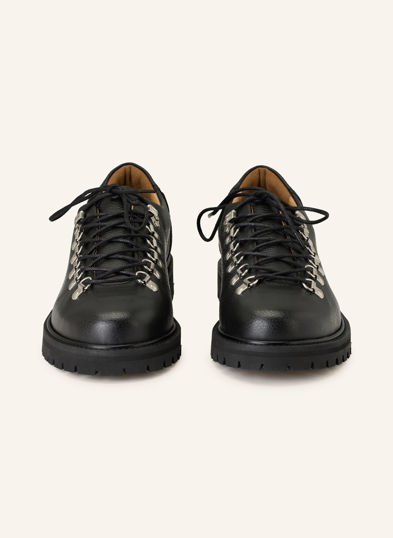 ARKET Schnürer: SCHWARZ