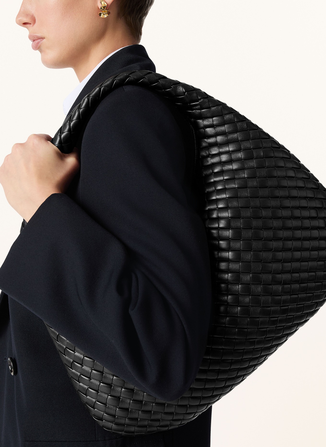 BOTTEGA VENETA Handtasche VENETA MEDIUM: BLACK/MUSE BRASS