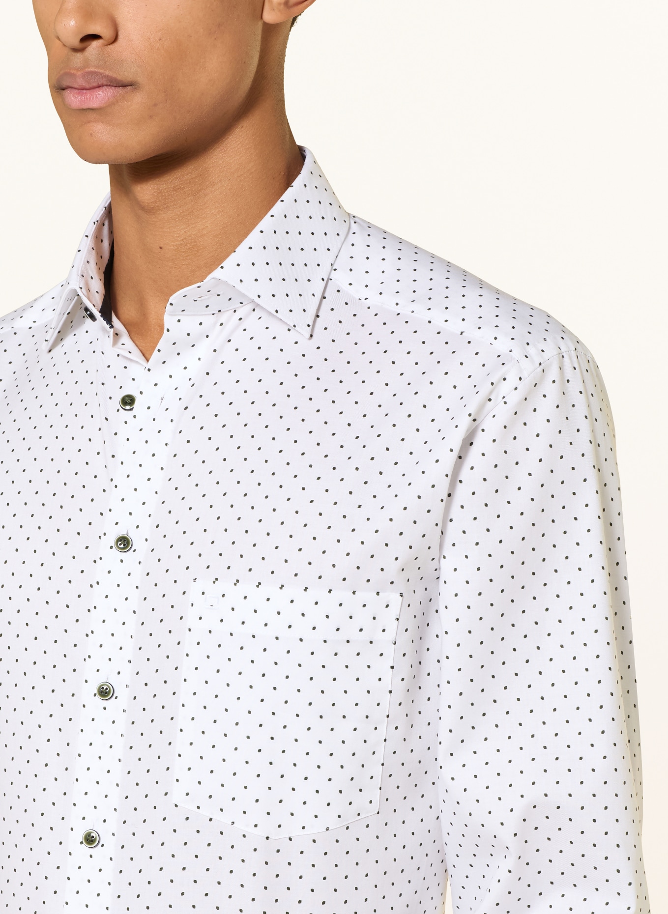 OLYMP Hemd Luxor comfort fit: WEISS / SCHWARZ