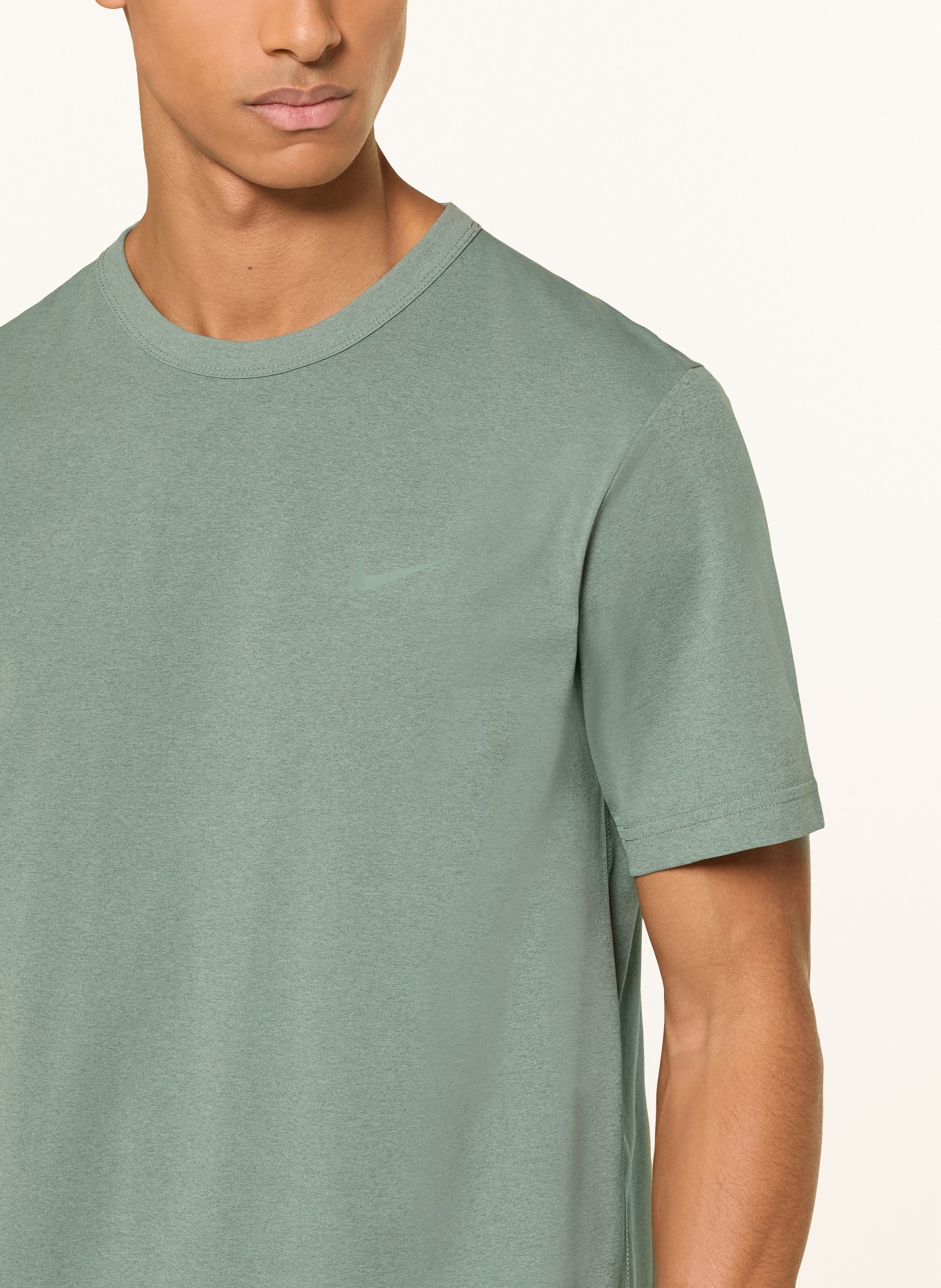 Nike T-Shirt HYVERSE: HELLGRÜN