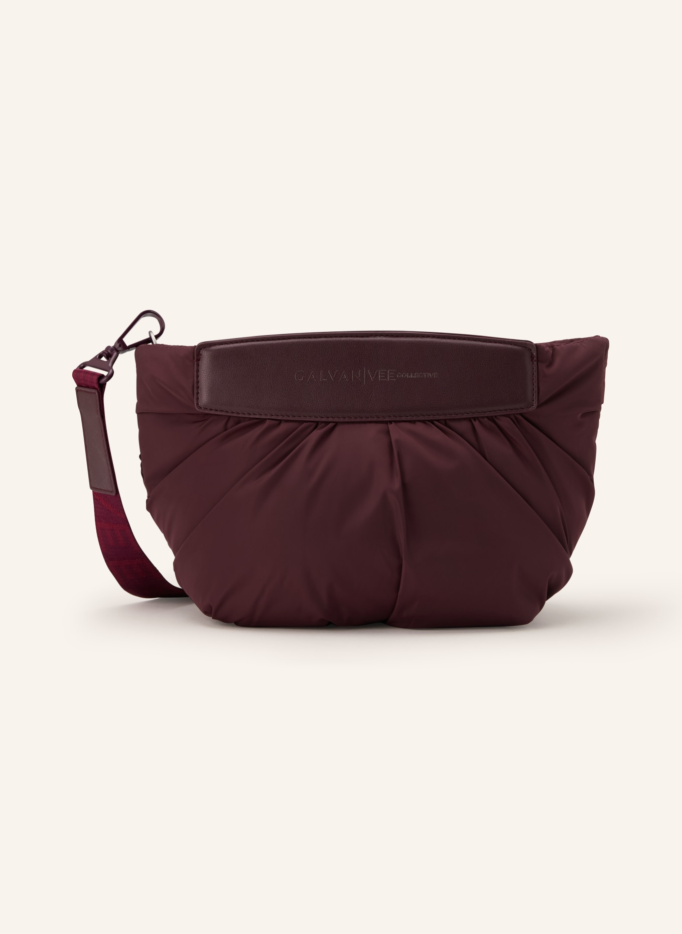 Vee Collective Clutch CABA: DARK RED