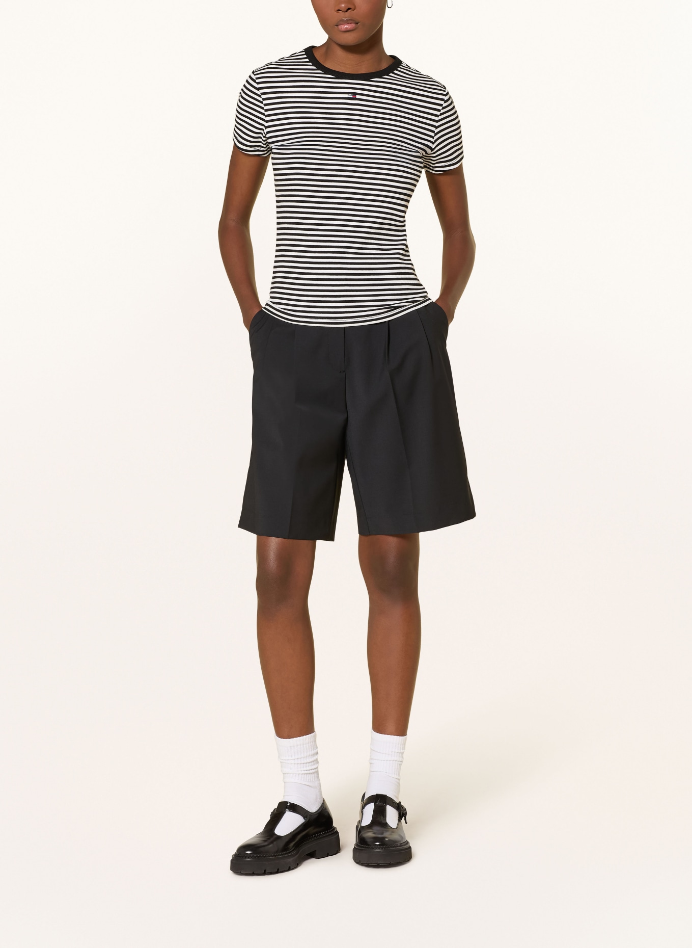 TOMMY JEANS T-Shirt: SCHWARZ / WEISS