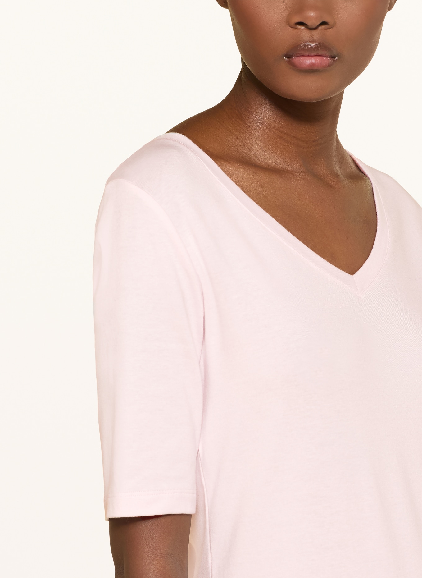 Juvia T-Shirt LOVINA: HELLROSA