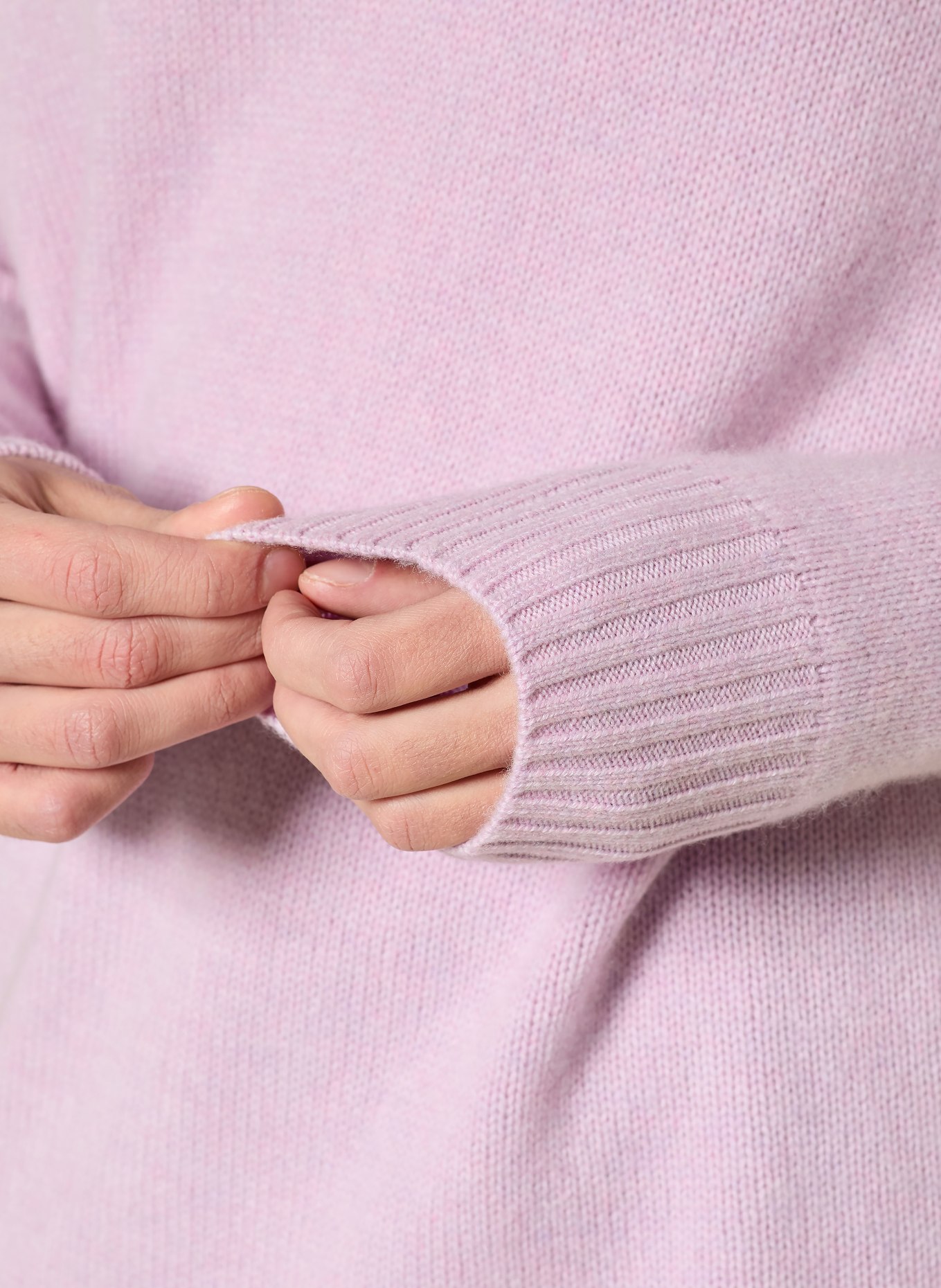 LISA YANG Cashmere-Pullover KRISTIAN: HELLLILA