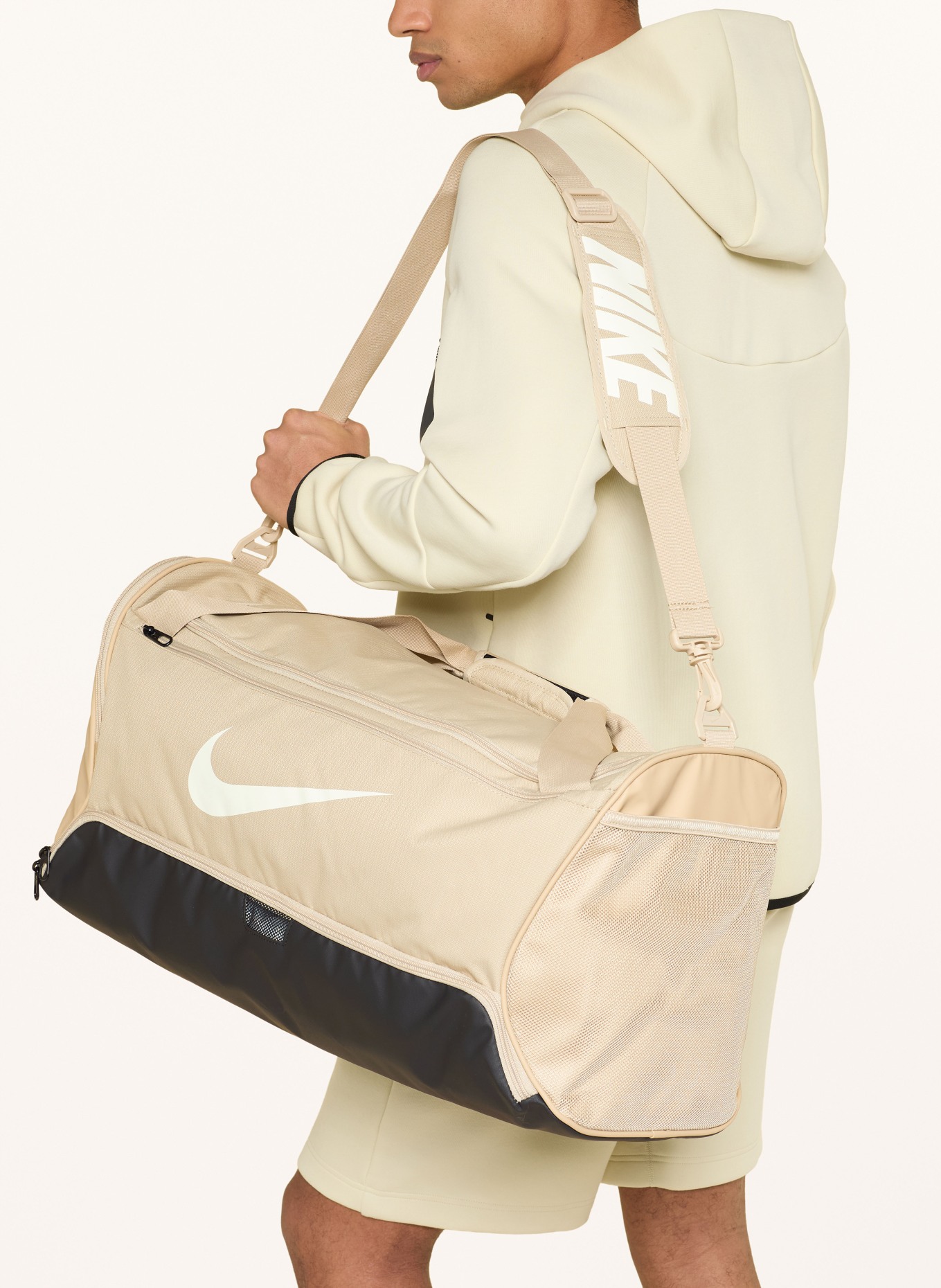 Nike Sporttasche NIKE BRASILIA 9.5: KHAKI / SCHWARZ