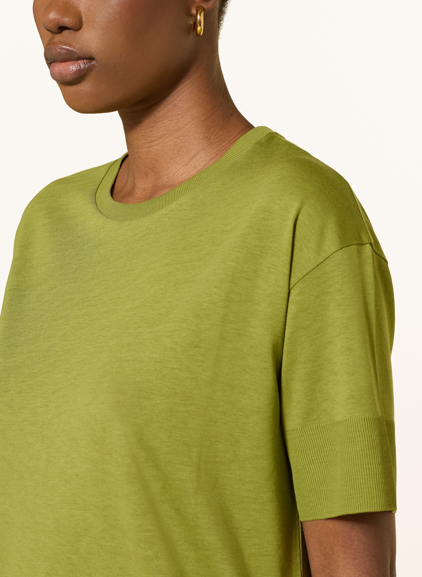 windsor. T-Shirt: HELLGRÜN