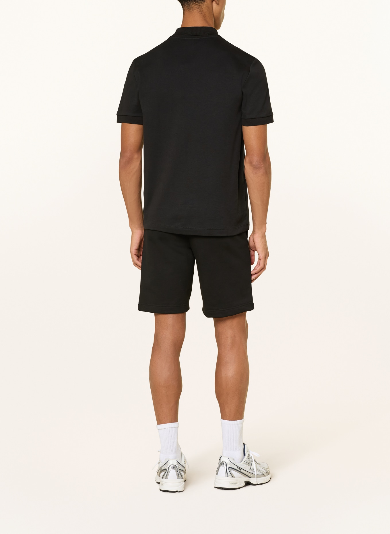 LACOSTE Sweatshorts: SCHWARZ