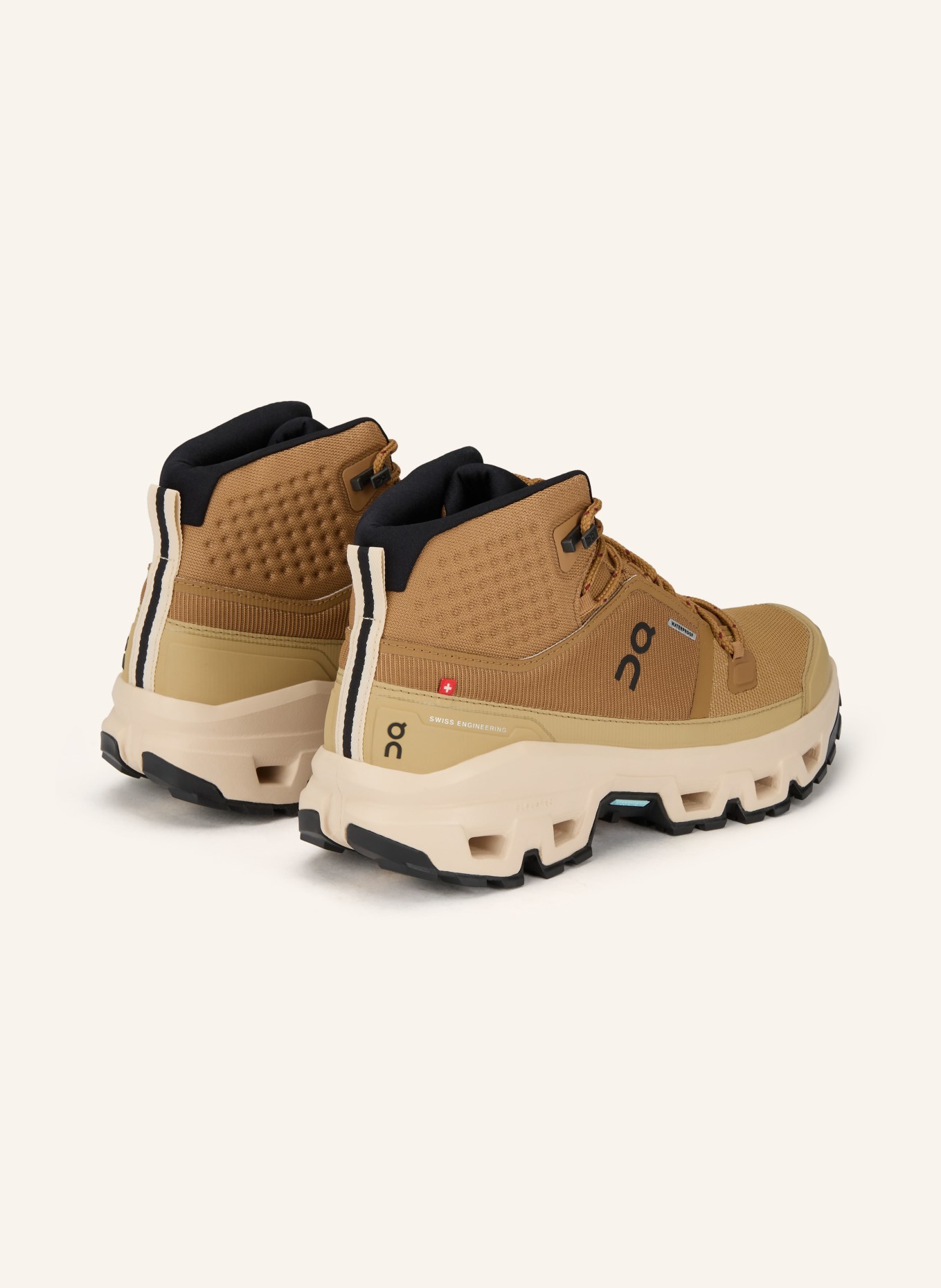 On Turistické boty CLOUDROCK MID WP: HNĚDÁ / SVĚTLE HNĚDÁ