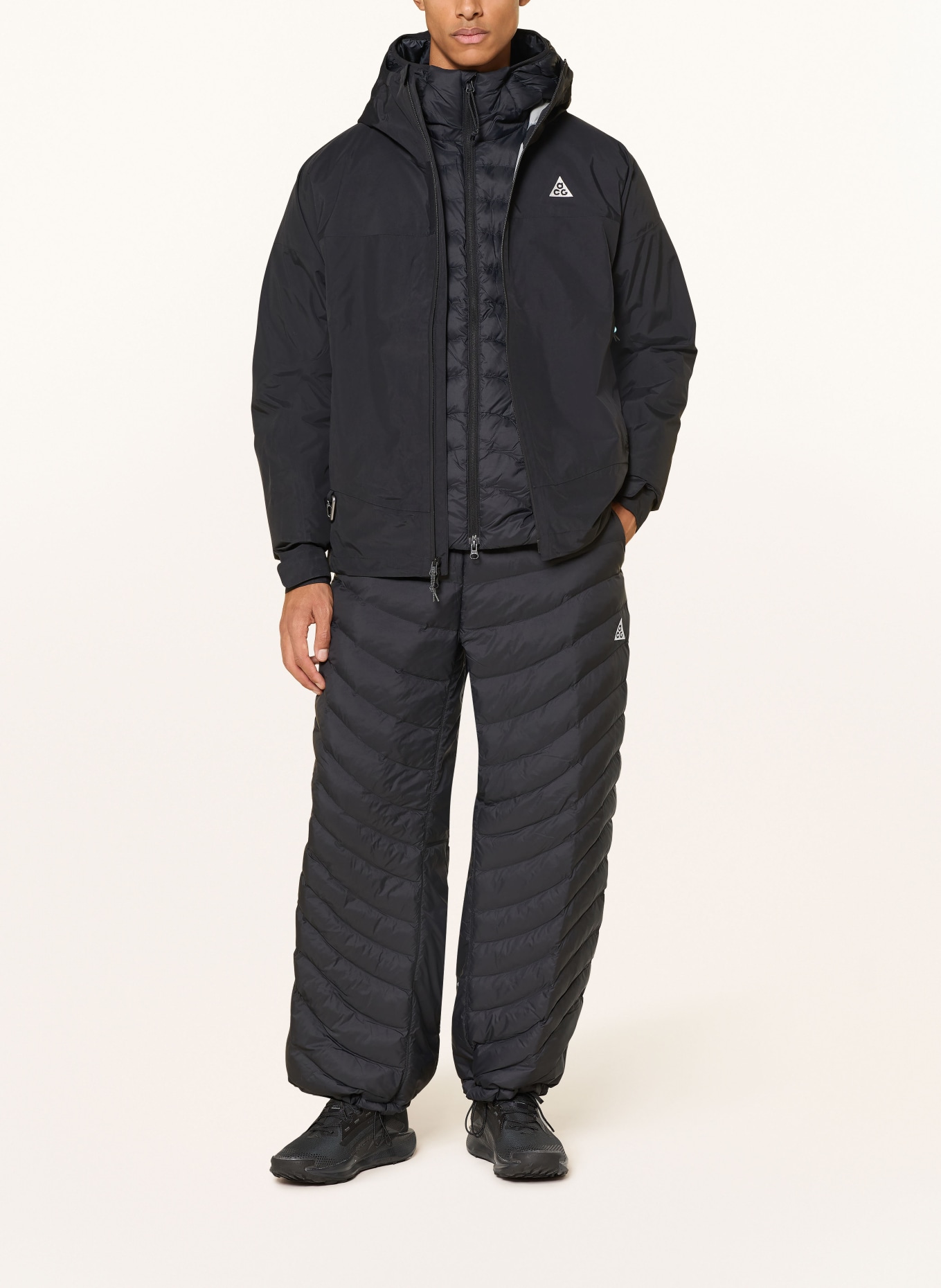 Nike Hardshellová bunda MORPHO: ČERNÁ