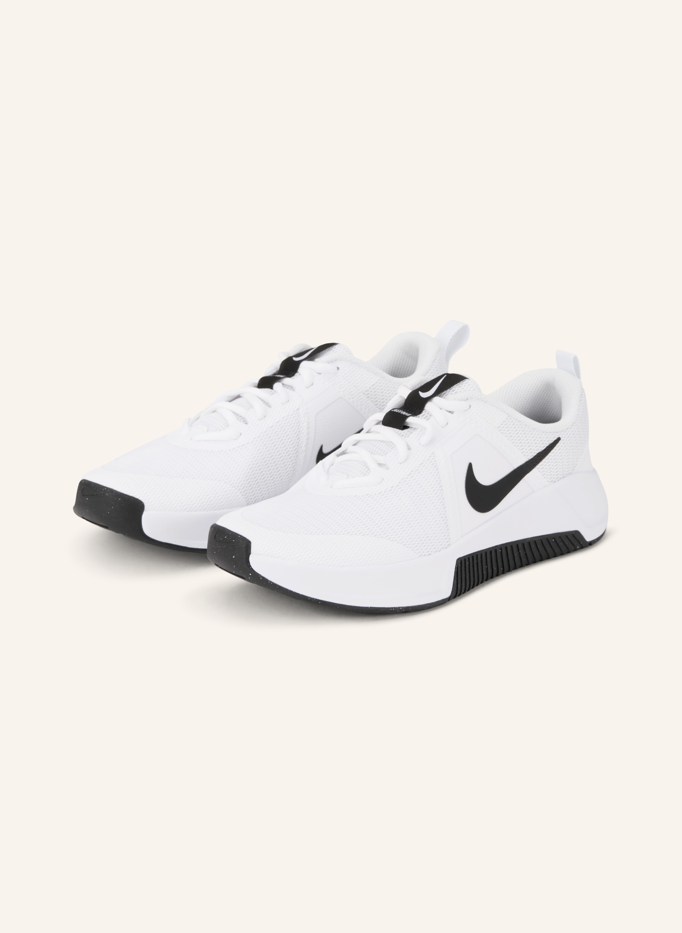 Nike MC TRAINER 3 fitness shoes: WHITE / BLACK
