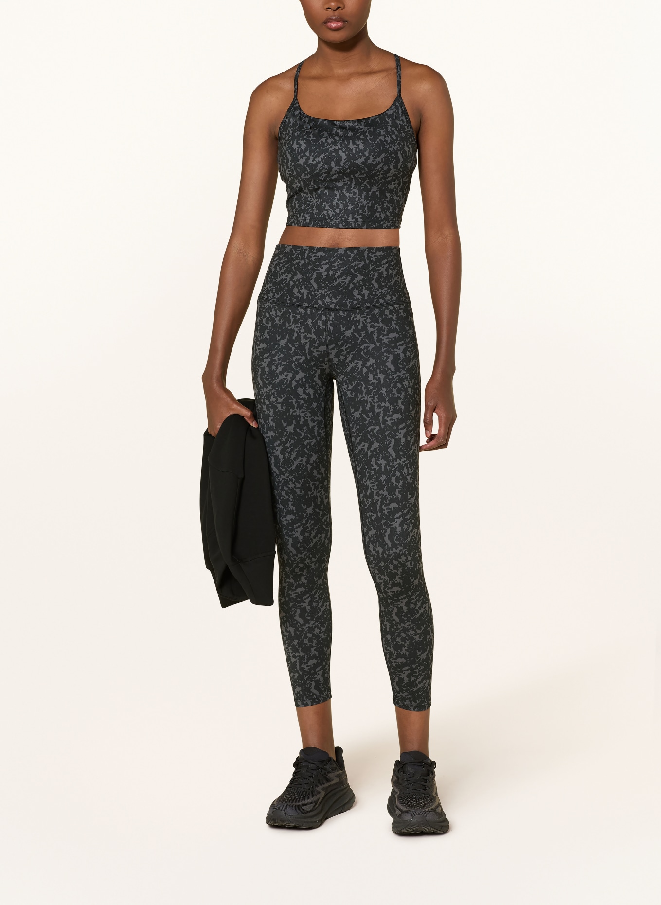 VARLEY HALREY sports bra: DARK GRAY / BLACK