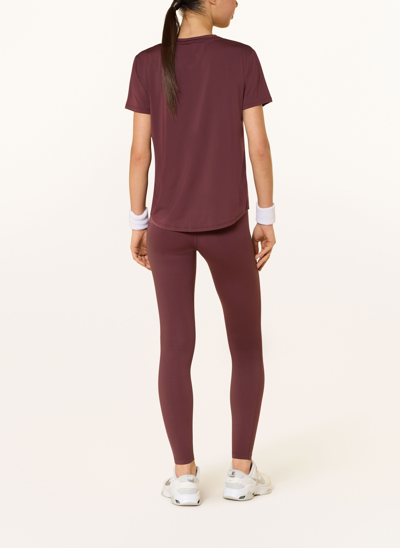 Nike T-shirt ONE CLASSIC: CIEMNOCZERWONY