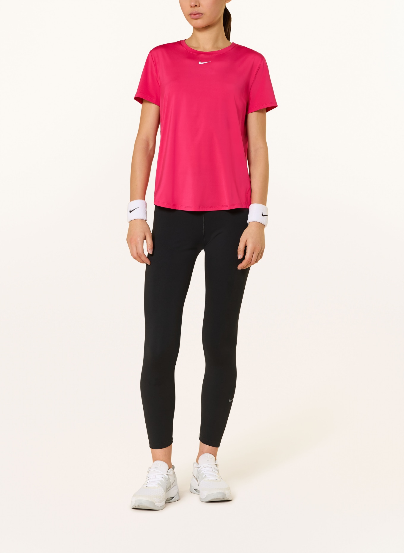 Nike T-shirt ONE CLASSIC: FUKSJA