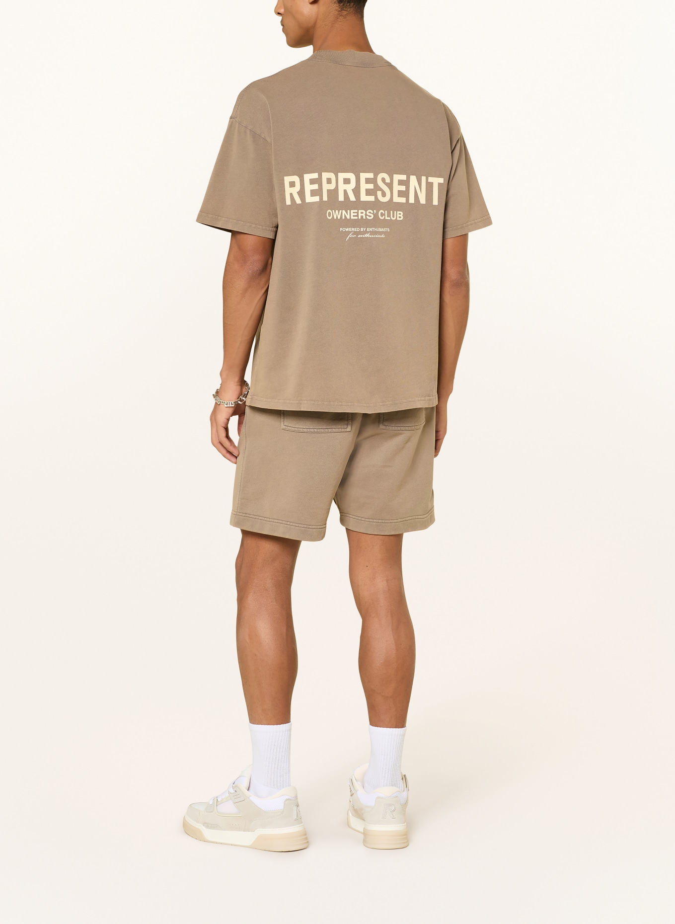 REPRESENT Sweatshorts: CAMEL / BEIGE