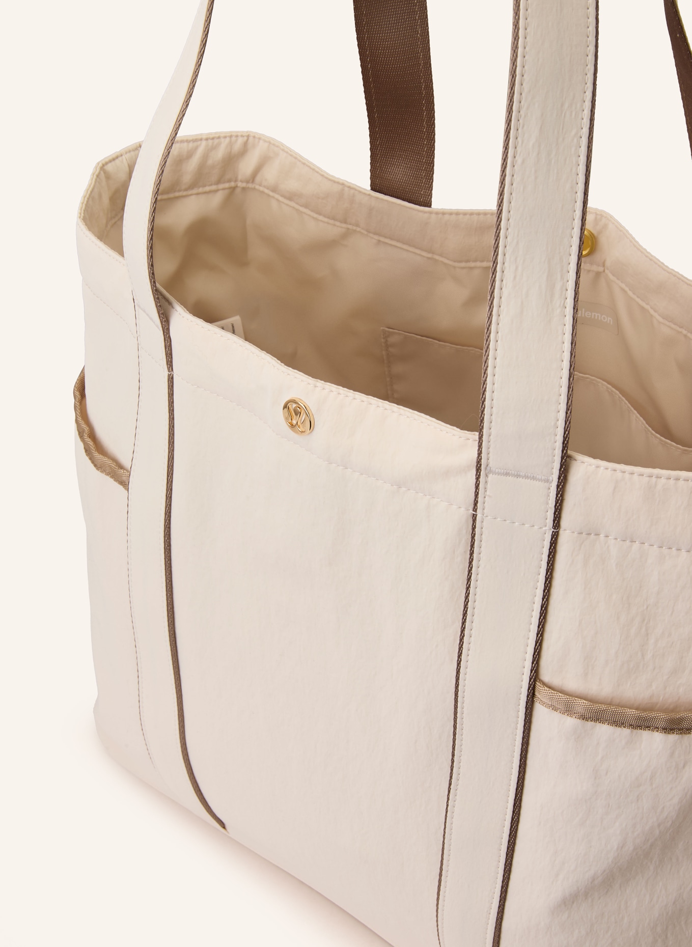 lululemon Shopper: REŽNÁ / BÉŽOVÁ