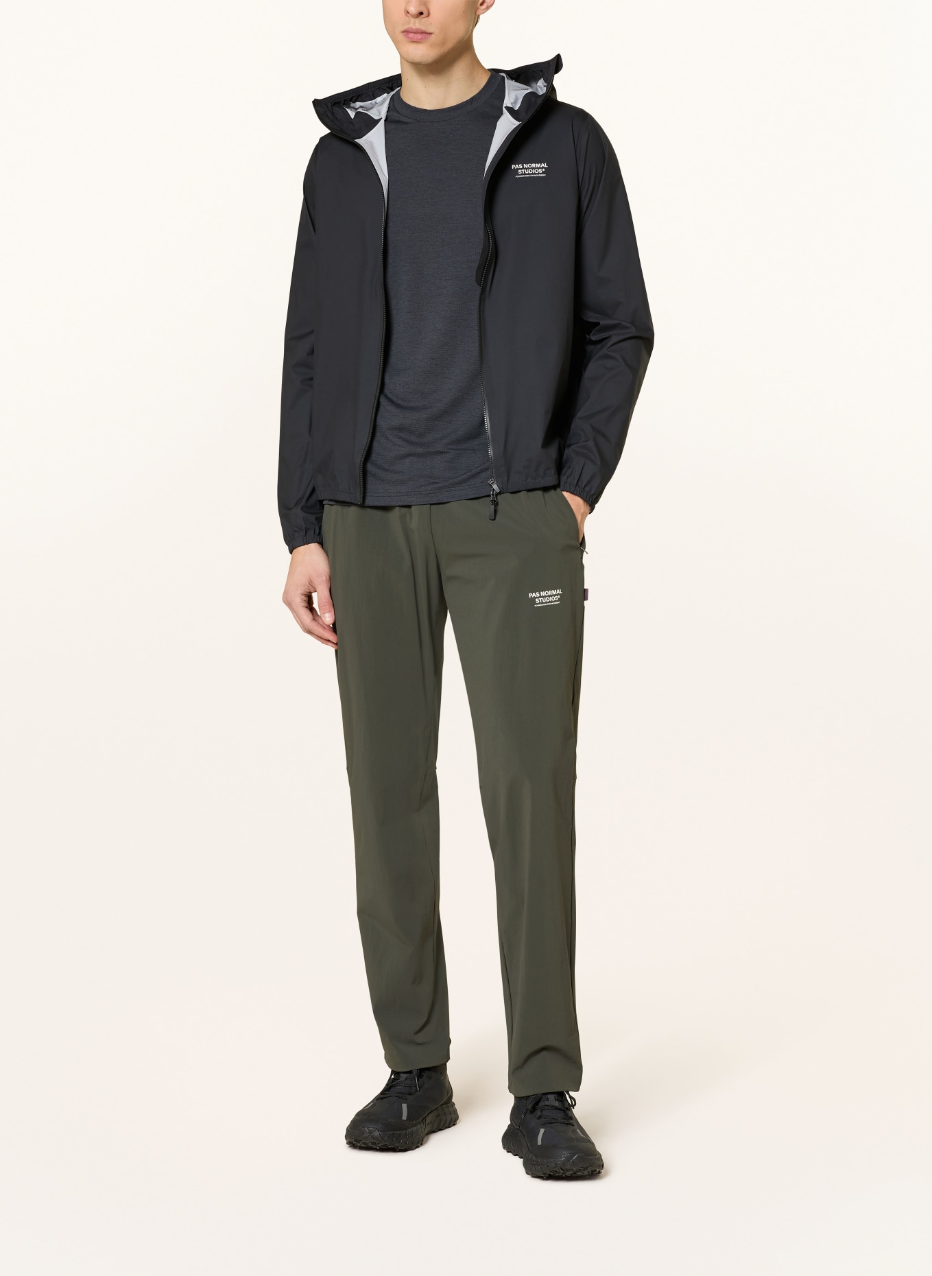 PAS NORMAL STUDIOS BALANCE running pants: OLIVE