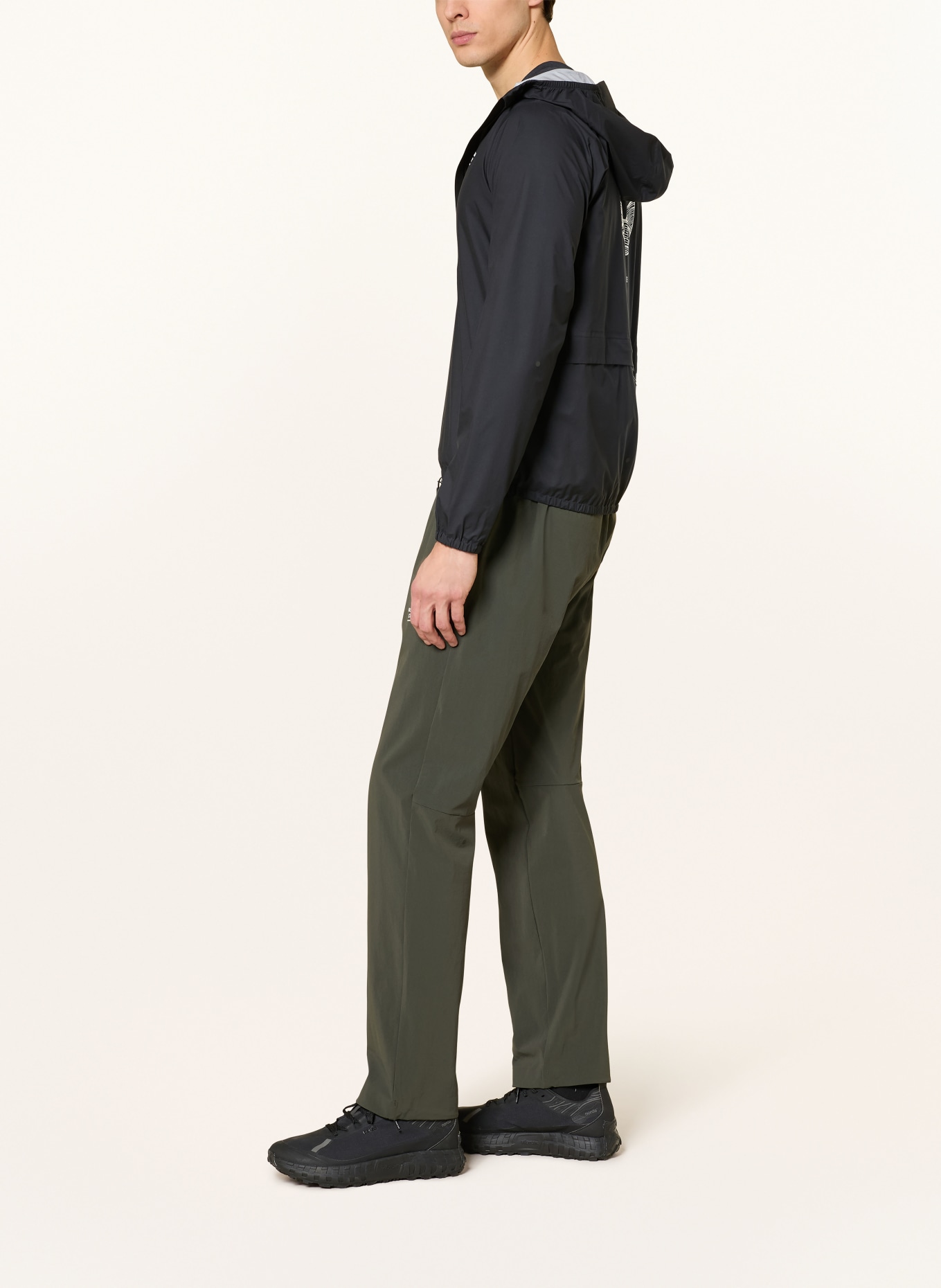 PAS NORMAL STUDIOS BALANCE running pants: OLIVE