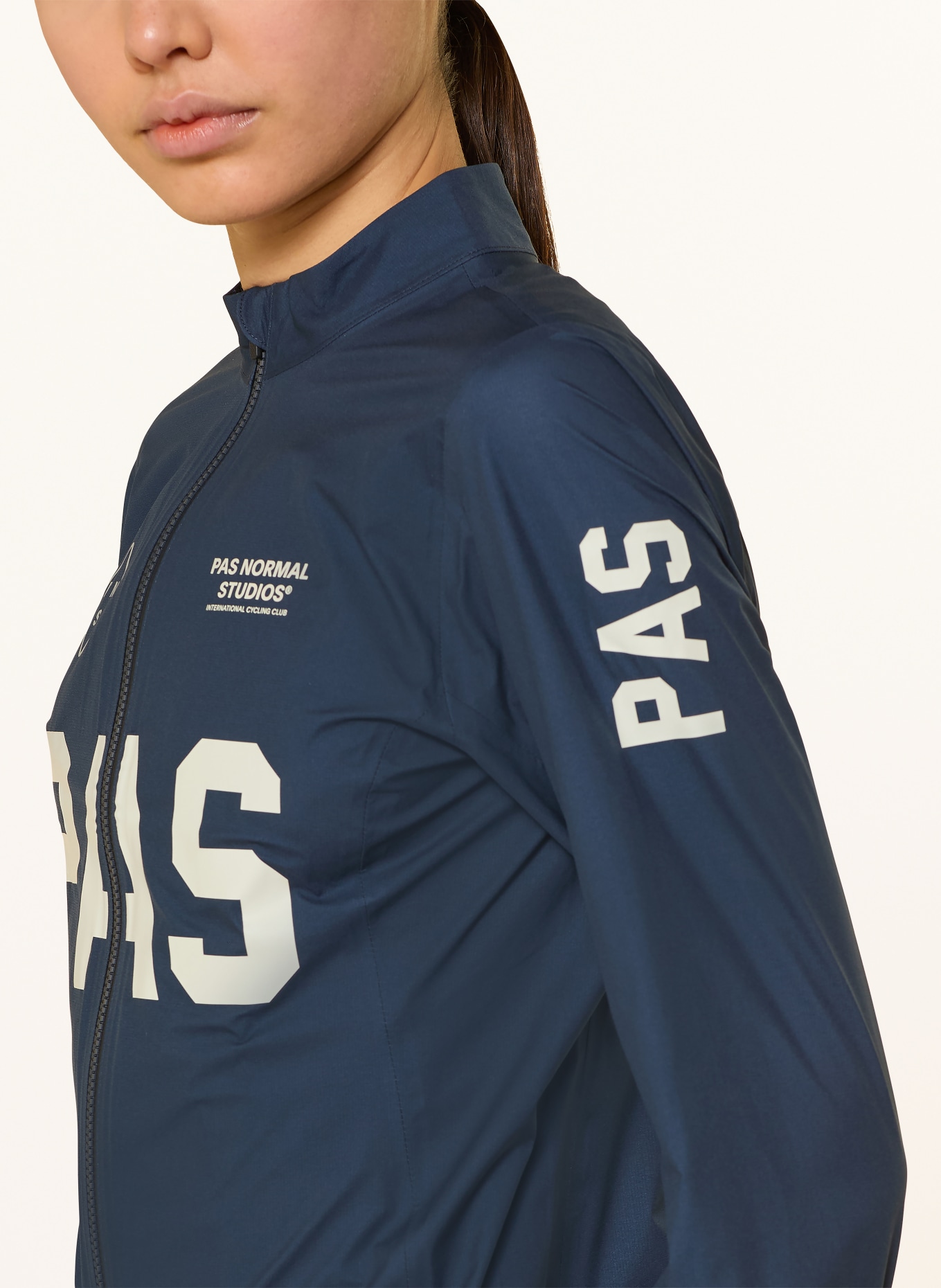 PAS NORMAL STUDIOS Cyklistická bunda MECHANISM: TMAVĚ MODRÁ
