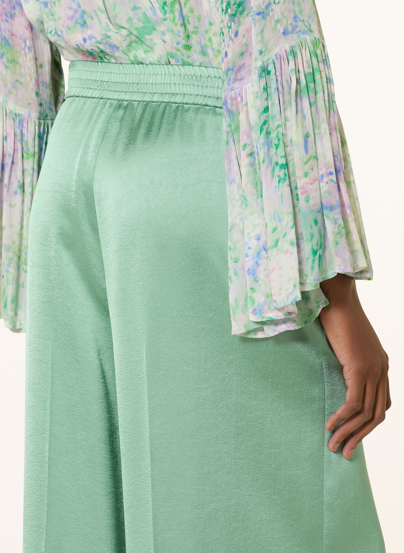 RIANI Spodnie Marlene z satyny: MIĘTOWY