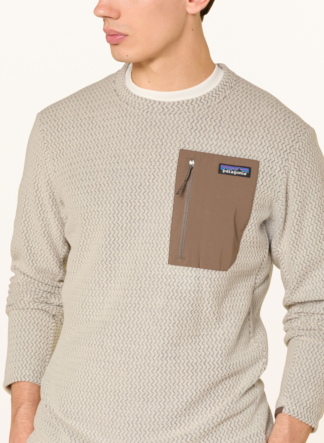 patagonia Fleecový svetr R1® AIR: KRÉMOVÁ / ŠEDÁ / KHAKI