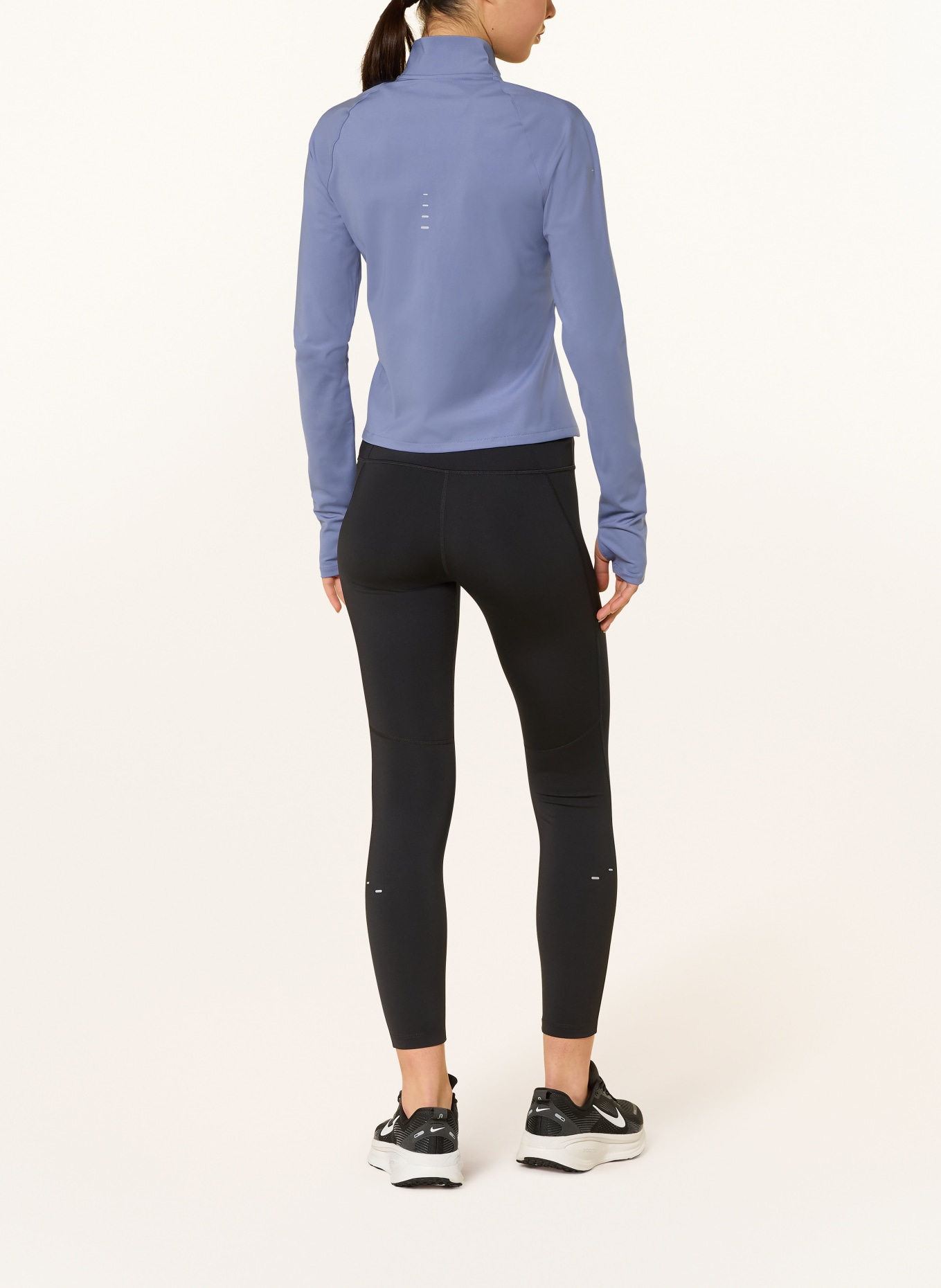 Nike Laufjacke SWIFT: HELLLILA