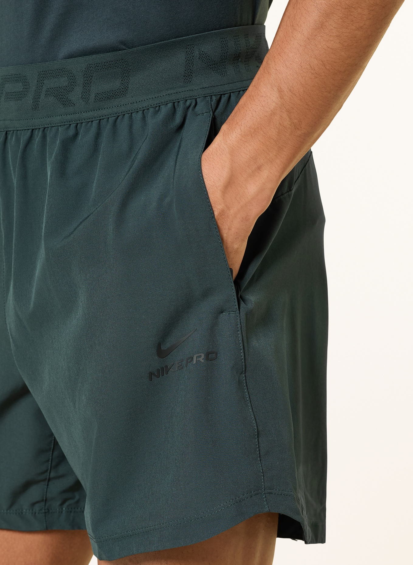 Nike Trainingsshorts PRO DRI-FIT: DUNKELGRÜN