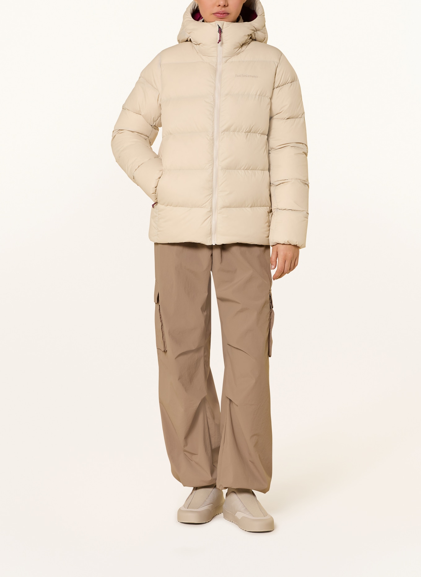 Peak Performance Daunenjacke FROST: CREME / DUNKELROT