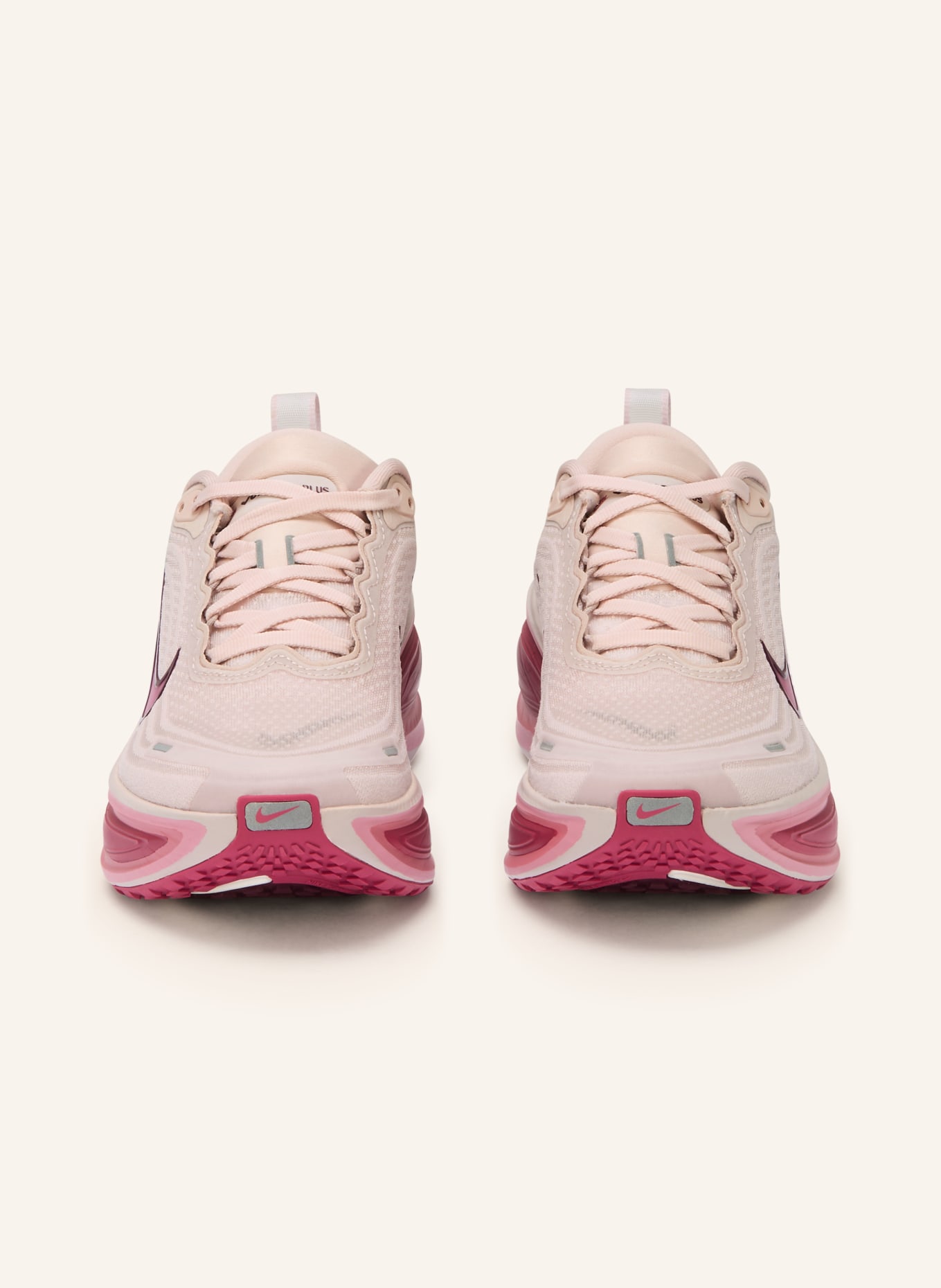 Nike Běžecké boty VOMERO PLUS: SVĚTLE RŮŽOVÁ / TMAVĚ FIALOVÁ