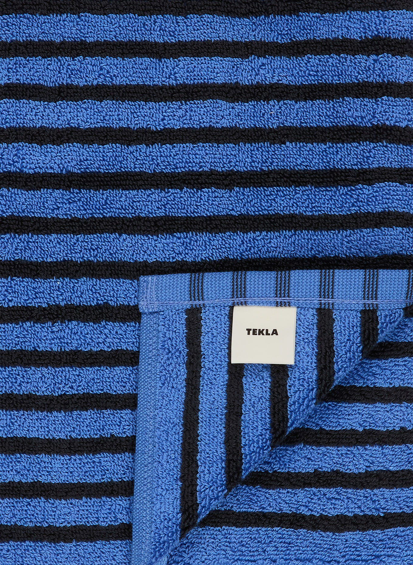 TEKLA Gästehandtuch: BLAU / SCHWARZ