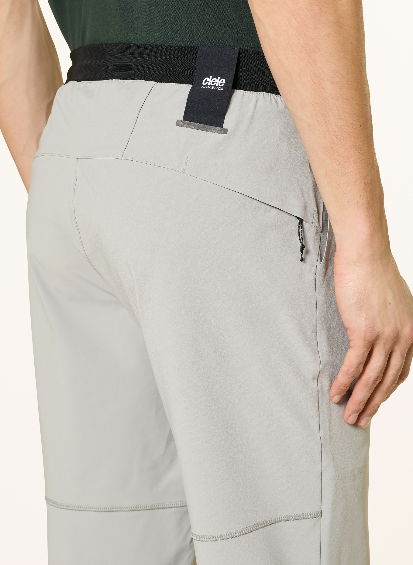 ciele athletics ATW running pants: LIGHT GRAY