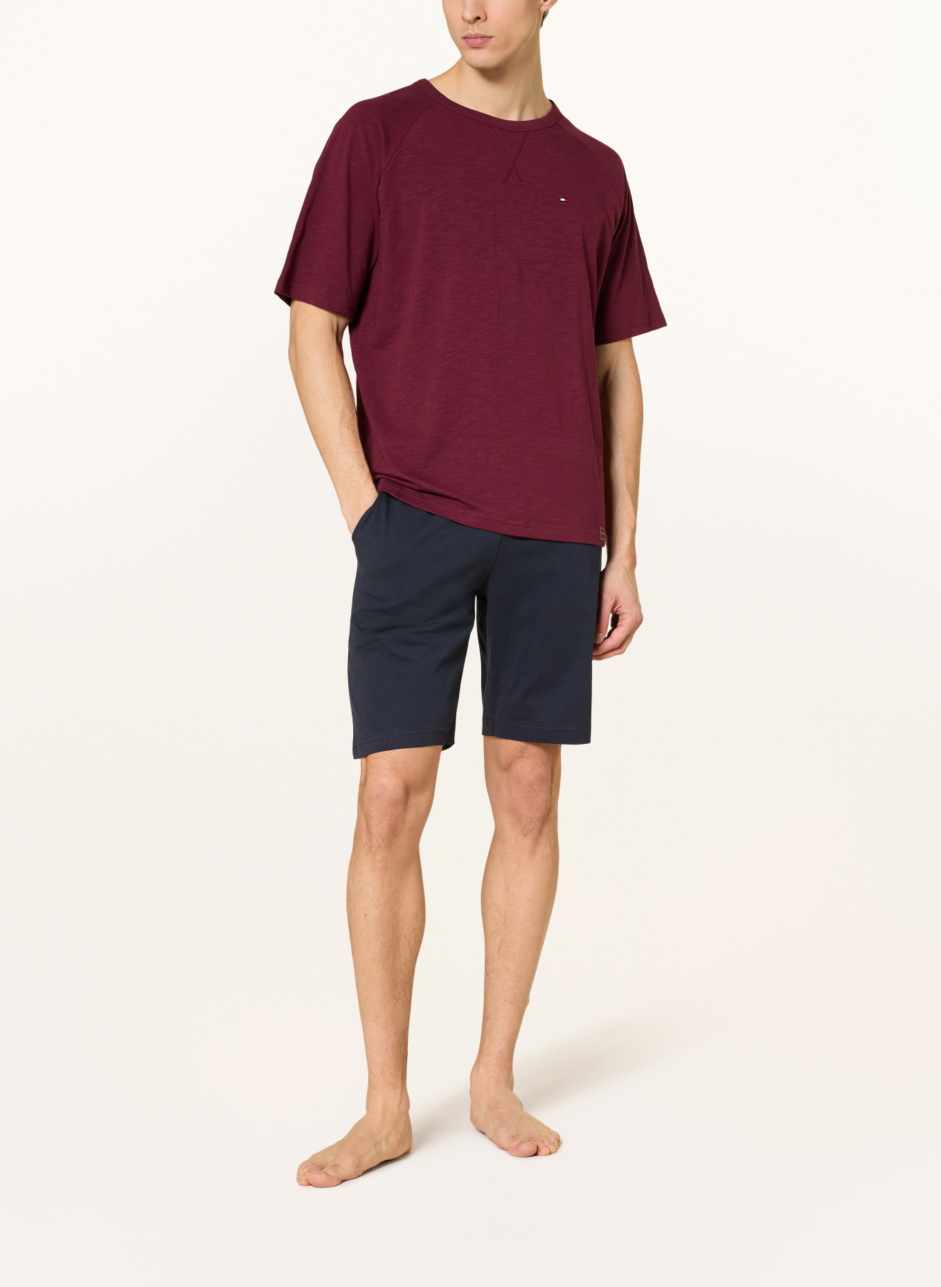 TOMMY HILFIGER noční košile: TMAVĚ ČERVENÁ