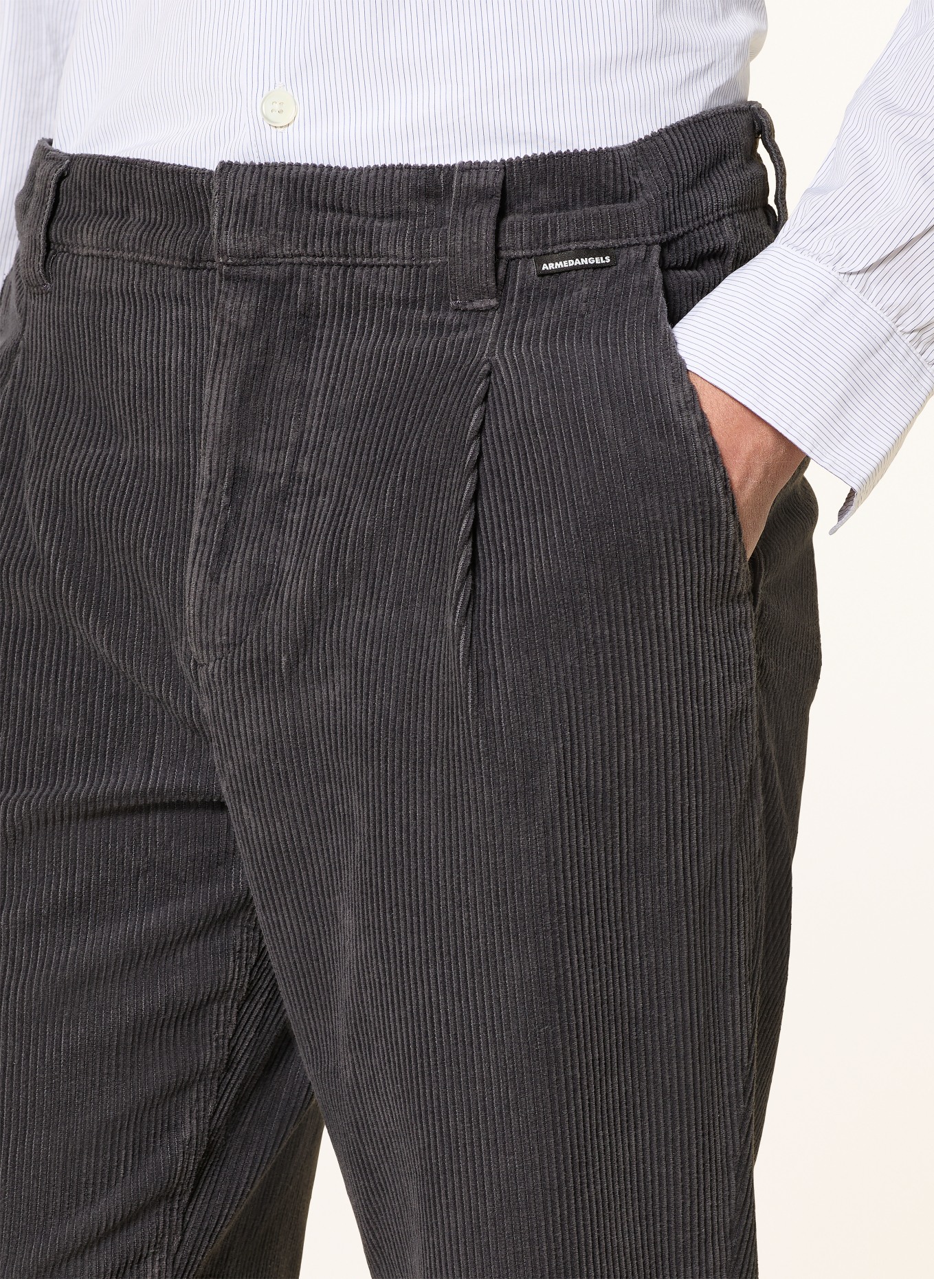 ARMEDANGELS Cordhose ARAANIO Regular Fit: DUNKELGRAU