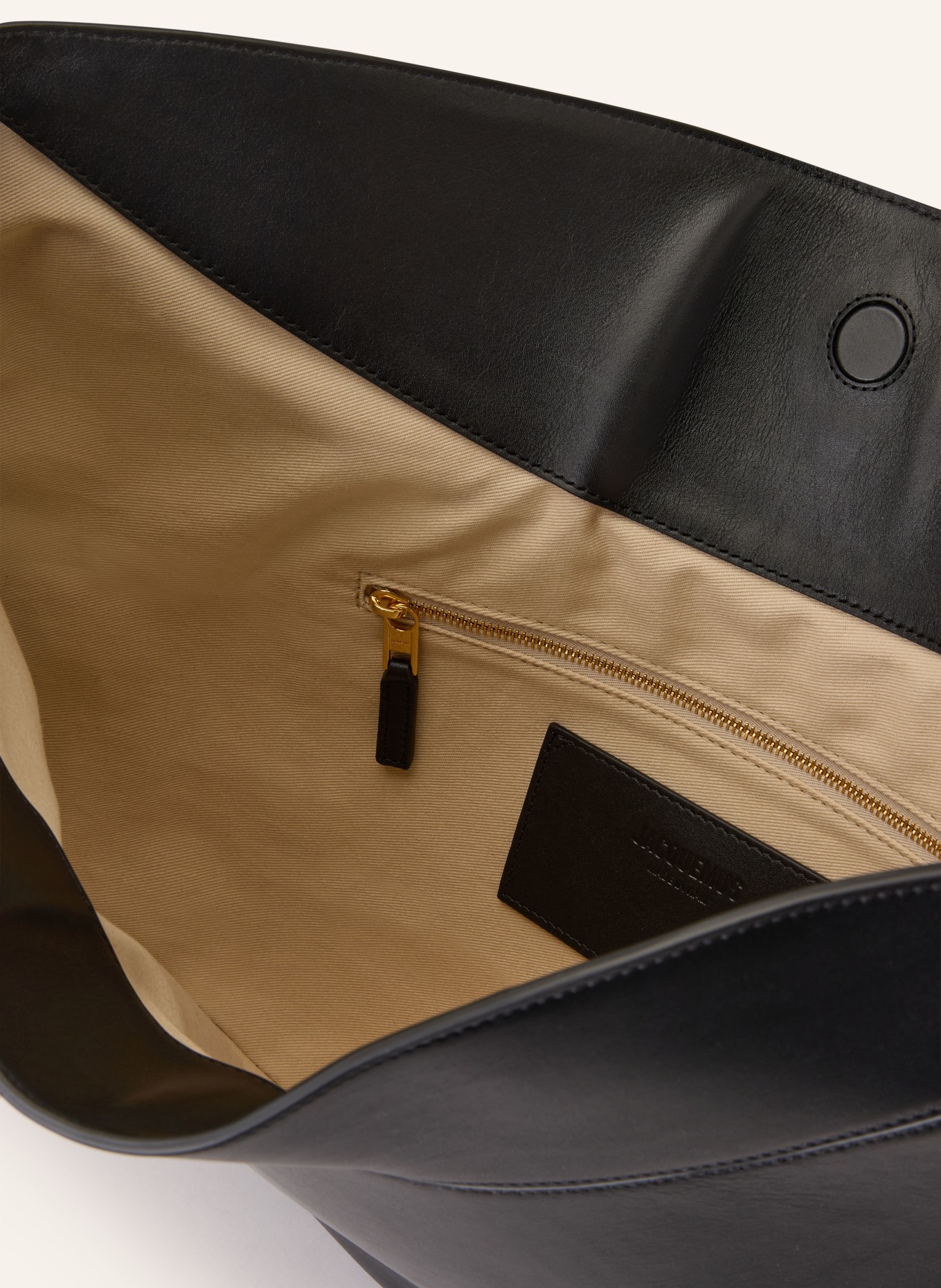 JACQUEMUS Schultertasche LE CALISSO ROND: SCHWARZ / GOLD